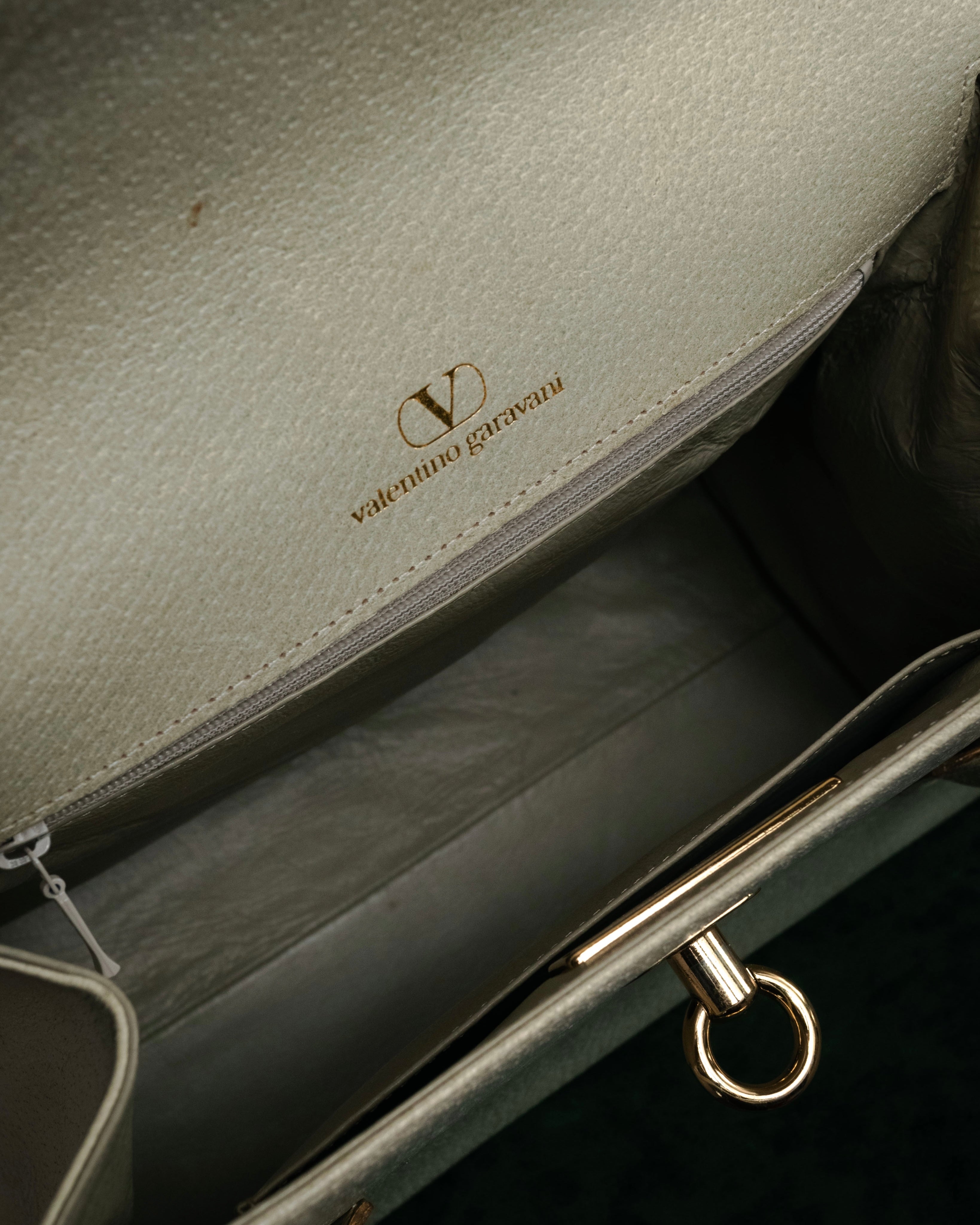 “VALENTINO GARAVANI” 90’s structured top handle leather bag