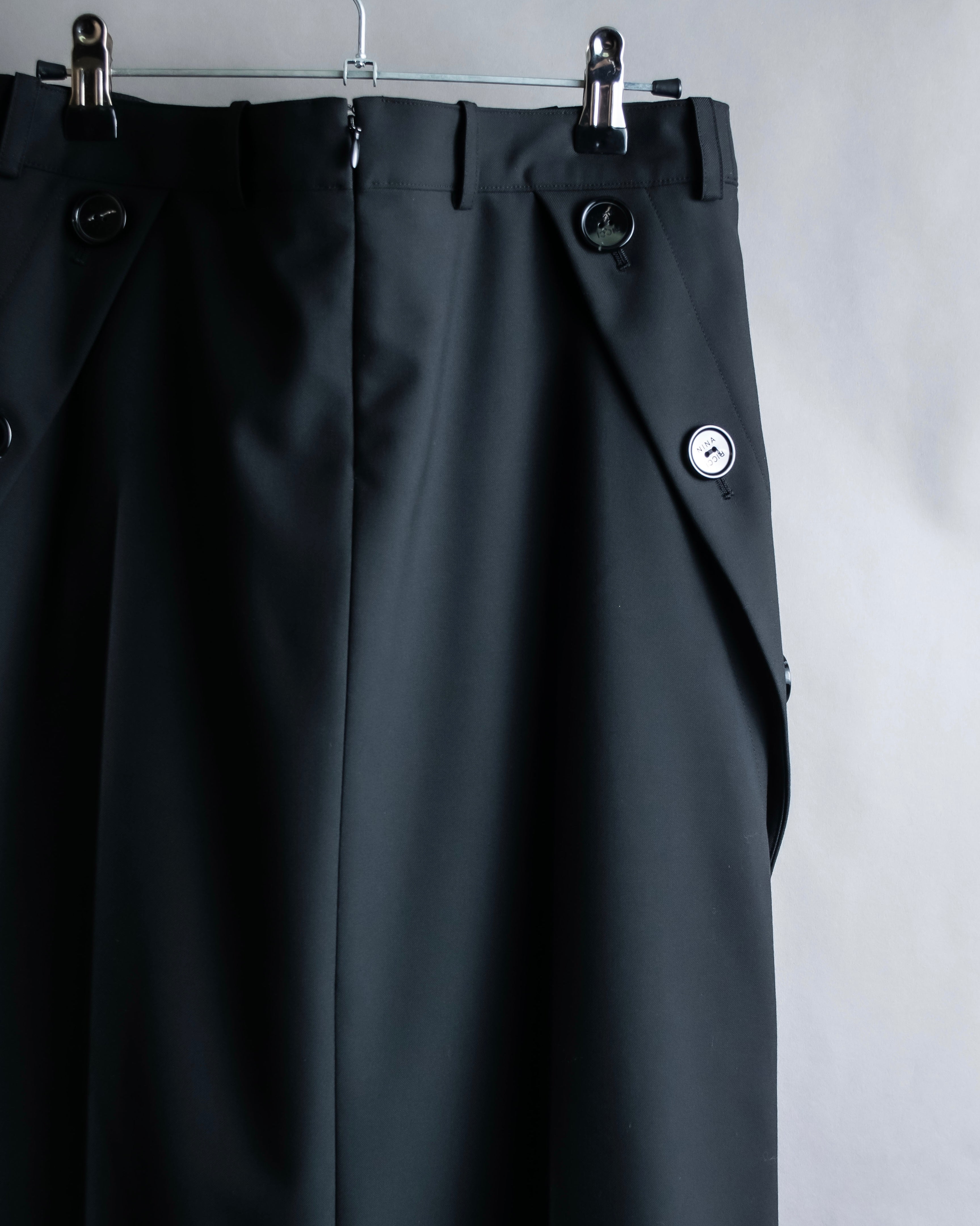 "NINA RICCI" Side button detail cropped length skirt