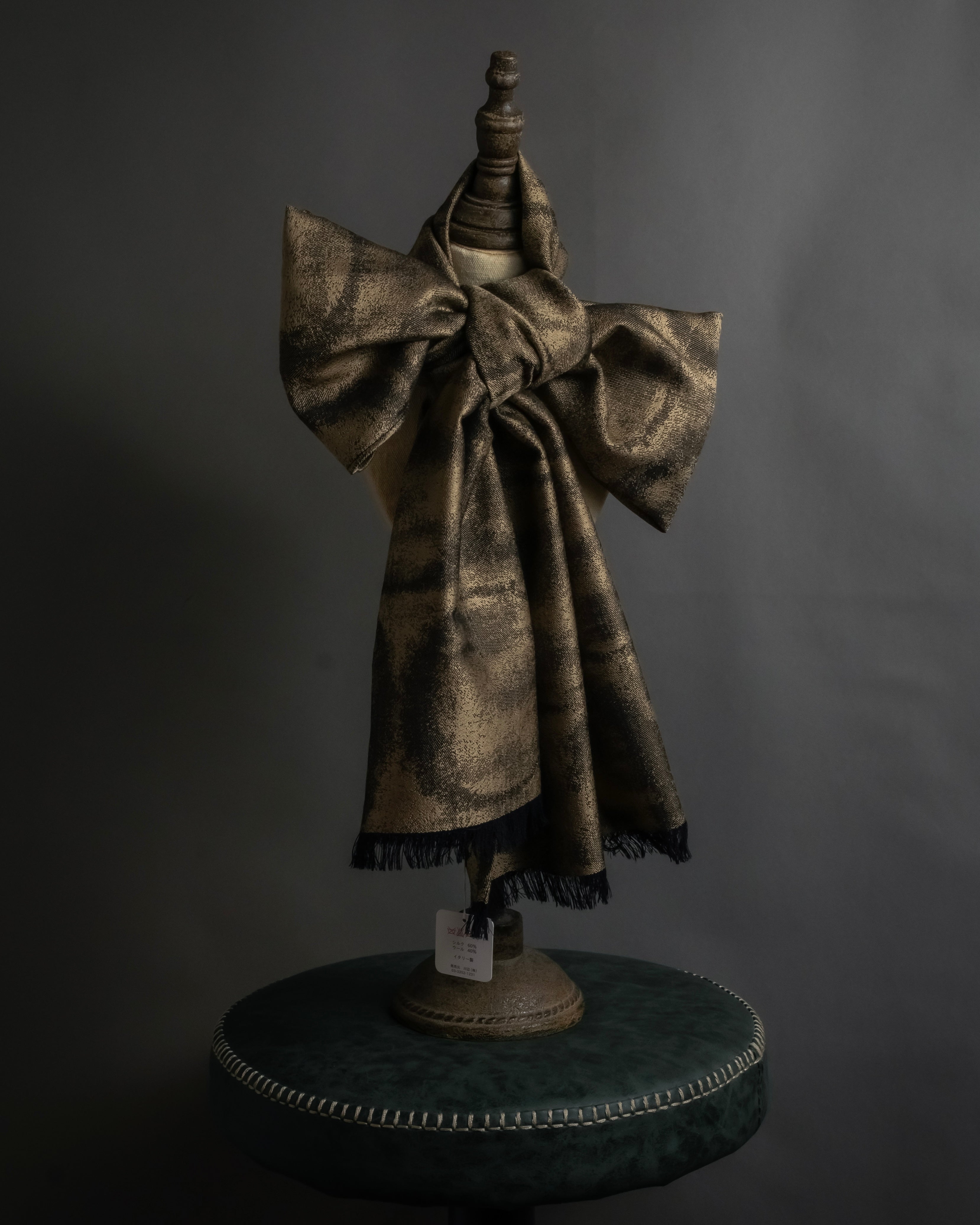 -SPECIAL- "Christian Dior"
90's-00's Abstract Expression Pattern Large Stole