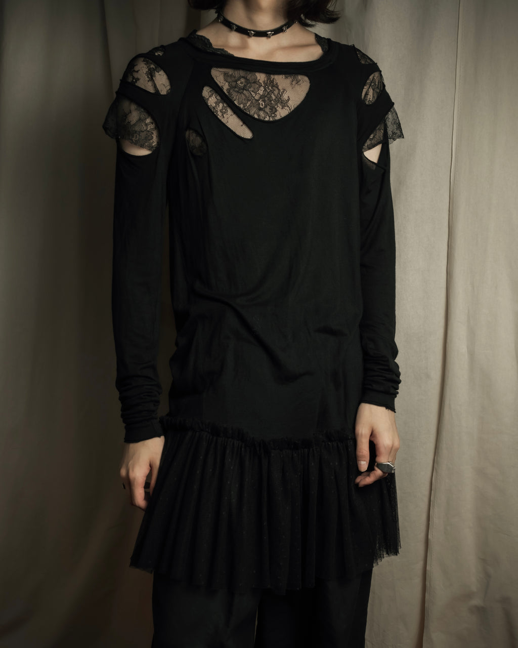 "RED VALENTINO" Distressed tulle skirt docking long pullover