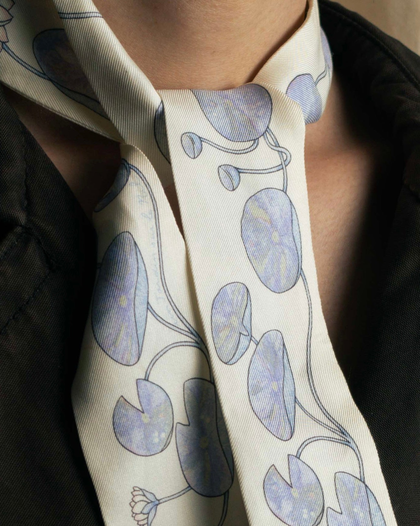 "HERMES" Un Jardin Sur le Nil silk twilly scarf