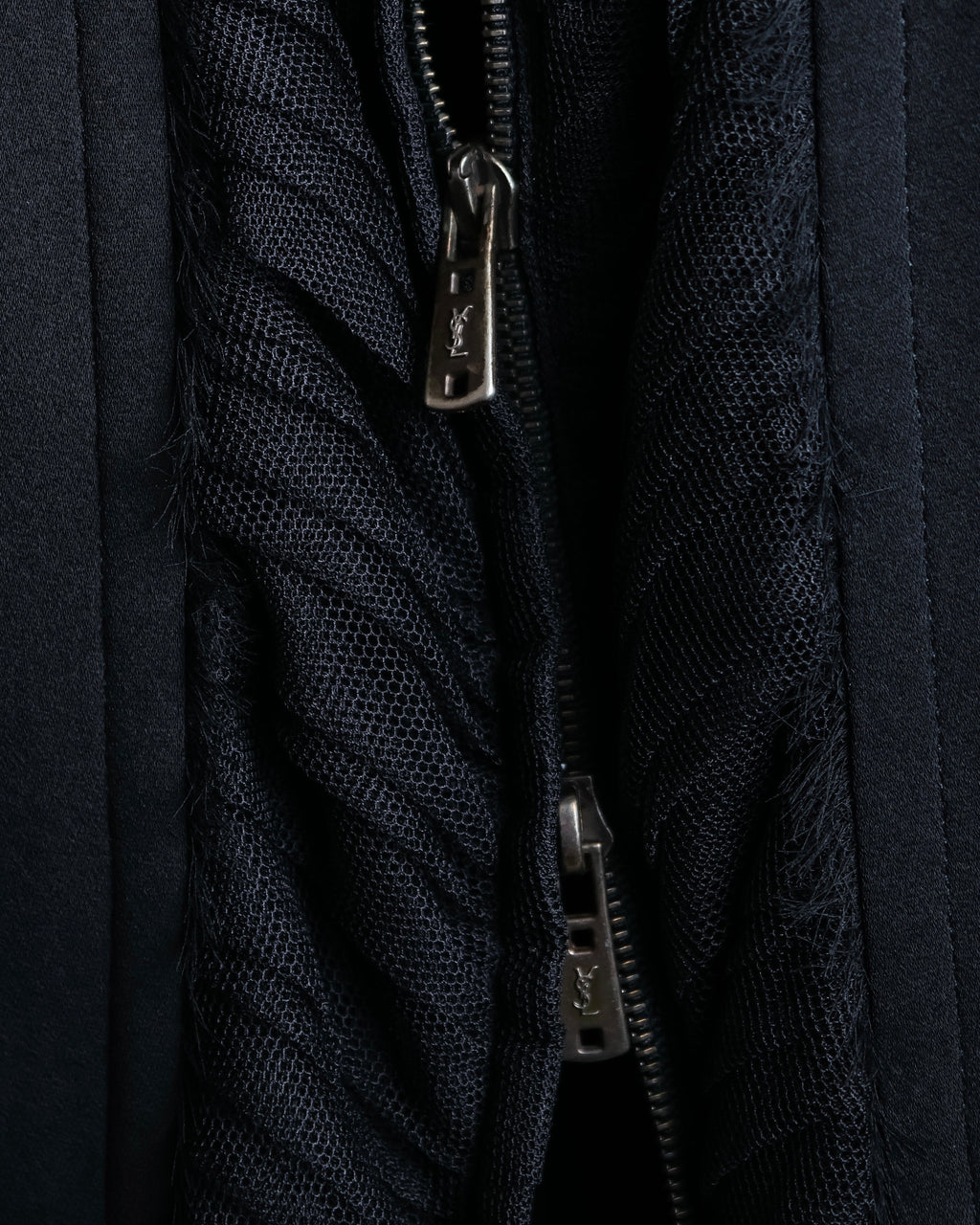 "YVES SAINT LAURENT" 2002 AW Scarf docking tulle design silk double zipper blouse