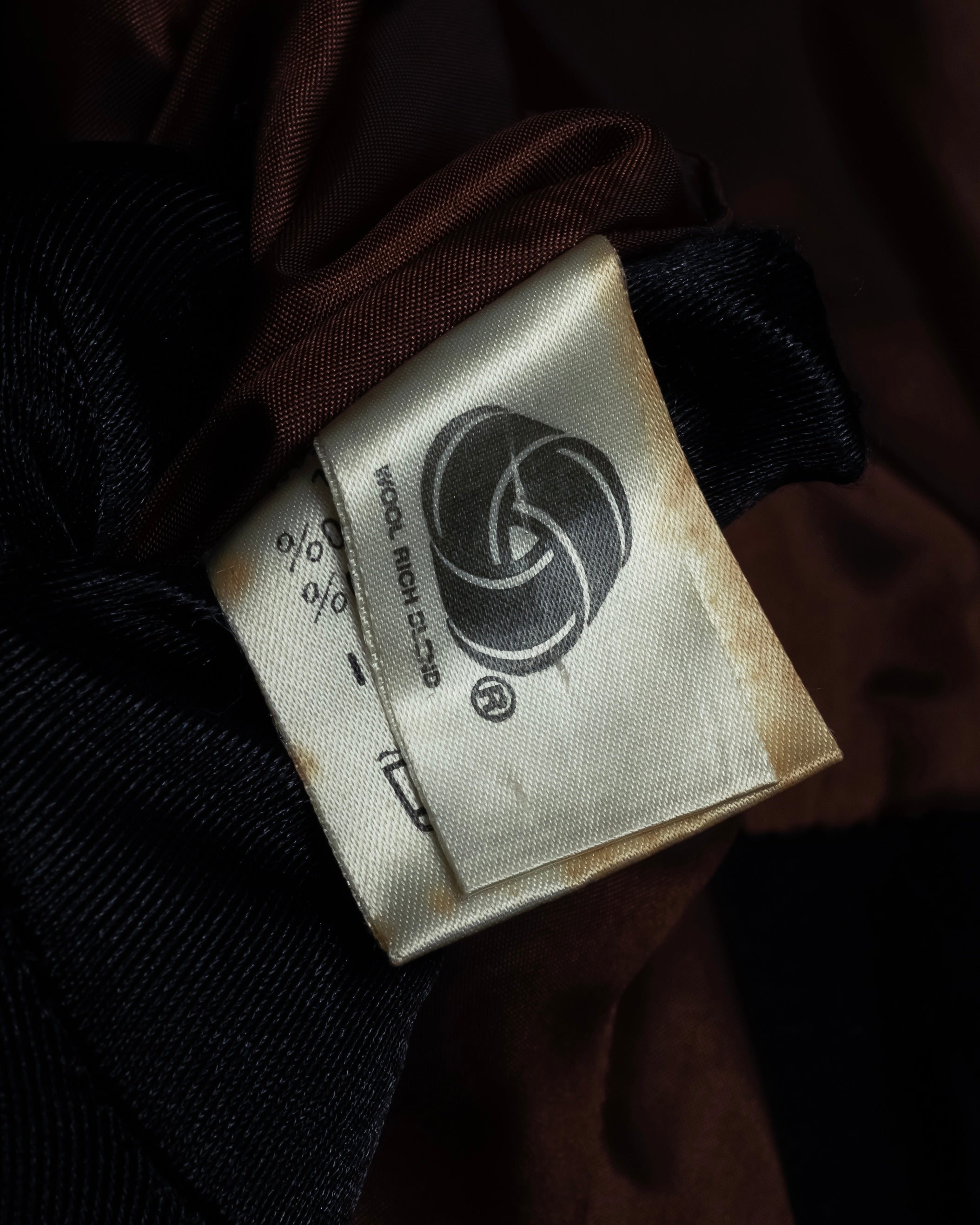 -SPECIAL- "JEAN PAUL GAULTIER"
 90's-00's Waist shape A-line silhouette black color super long coat