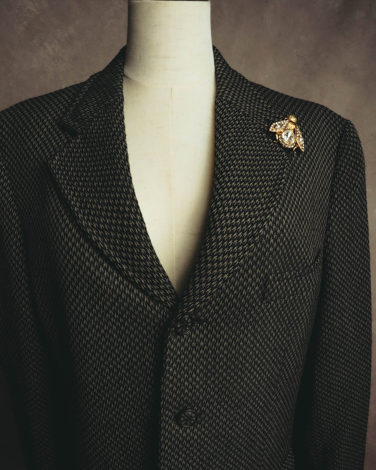 -SPECIAL- “Christian Dior” 80’s crystal embellished bee motif brooch