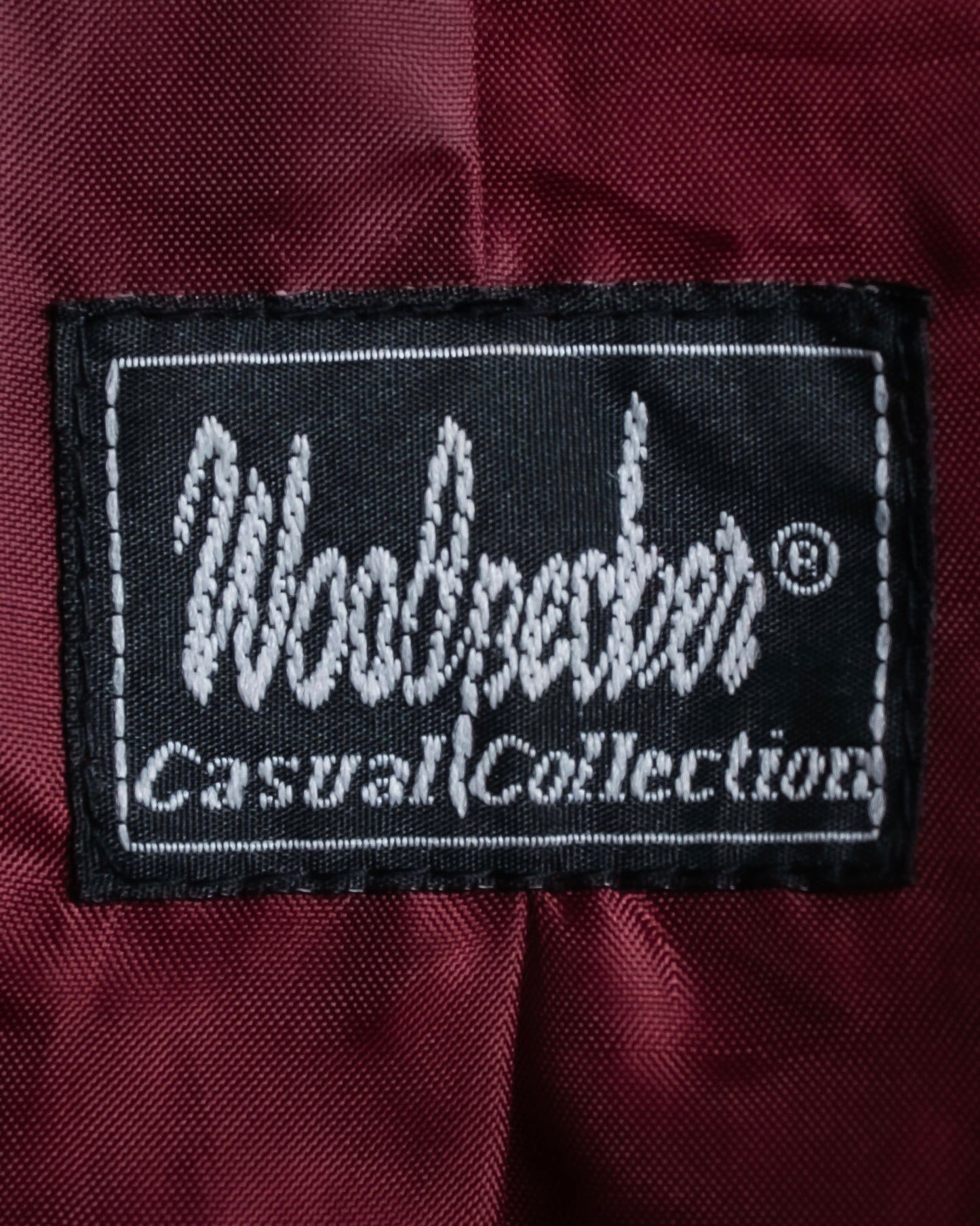 Vintage enamel like front button design blouson