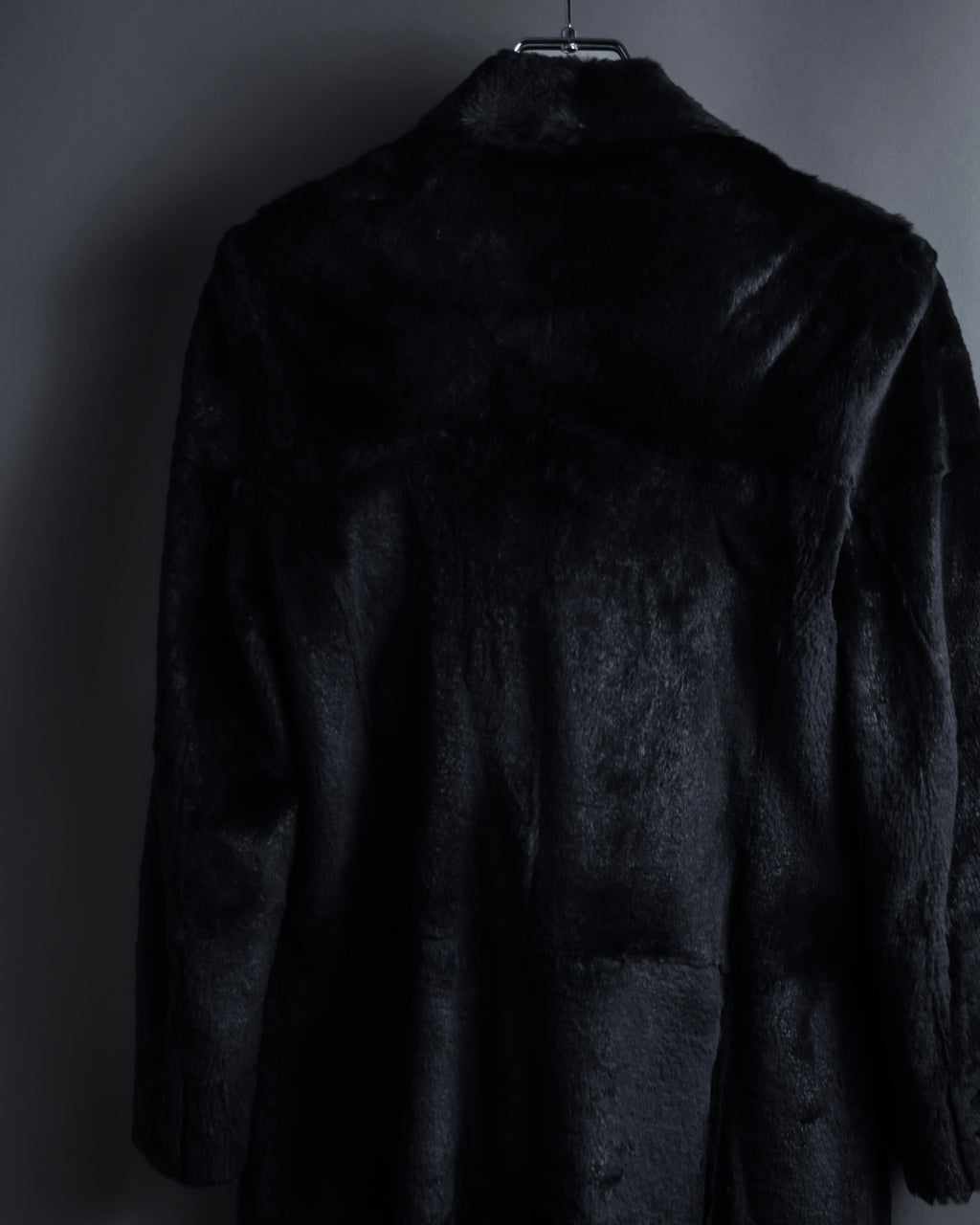 -SPECIAL- "Salvatore Ferragamo"
90's-00's A neat silhouette 100% lapin fur coat