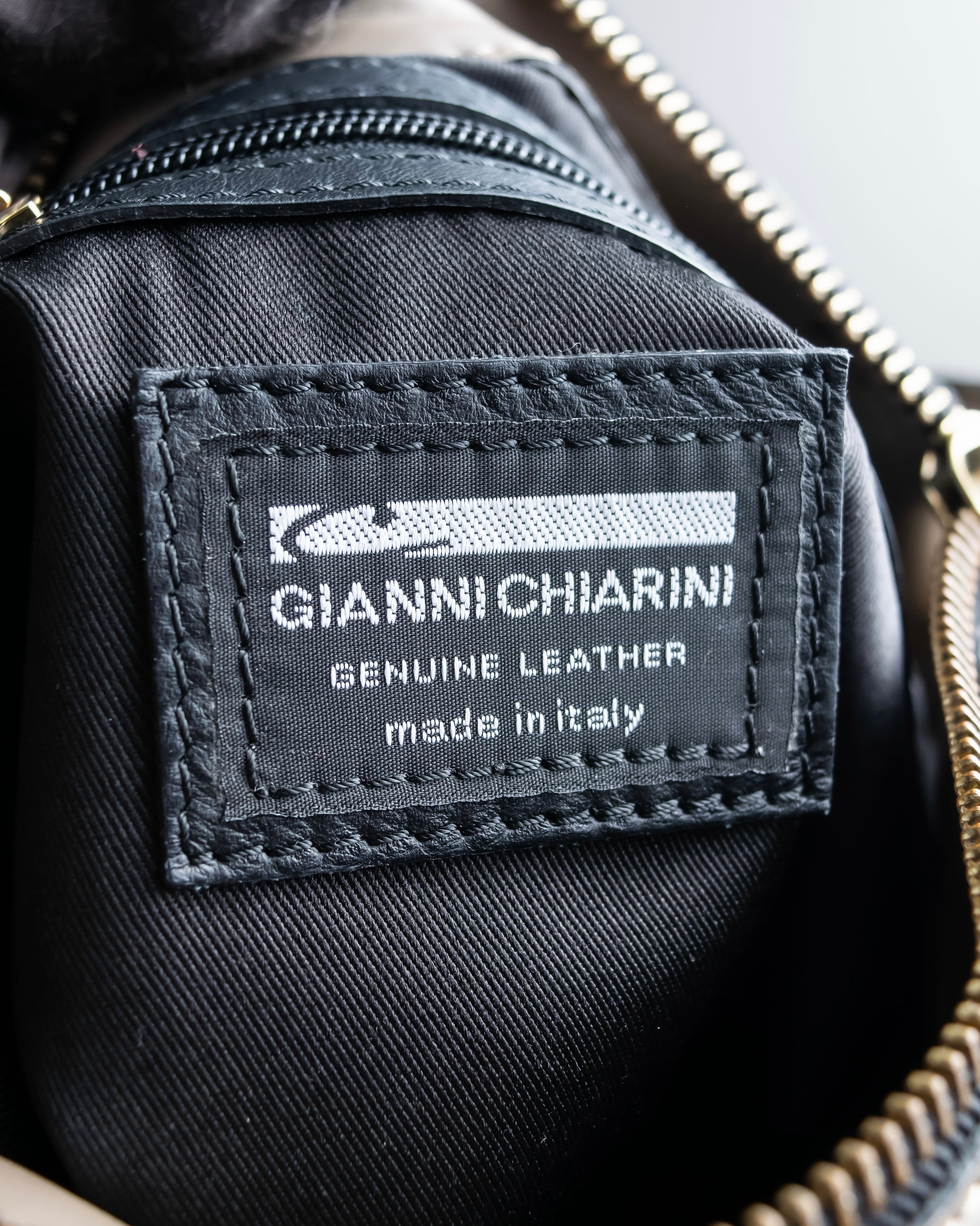 "GIANNI CHIARINI" High quality leather 2way shoulder bag