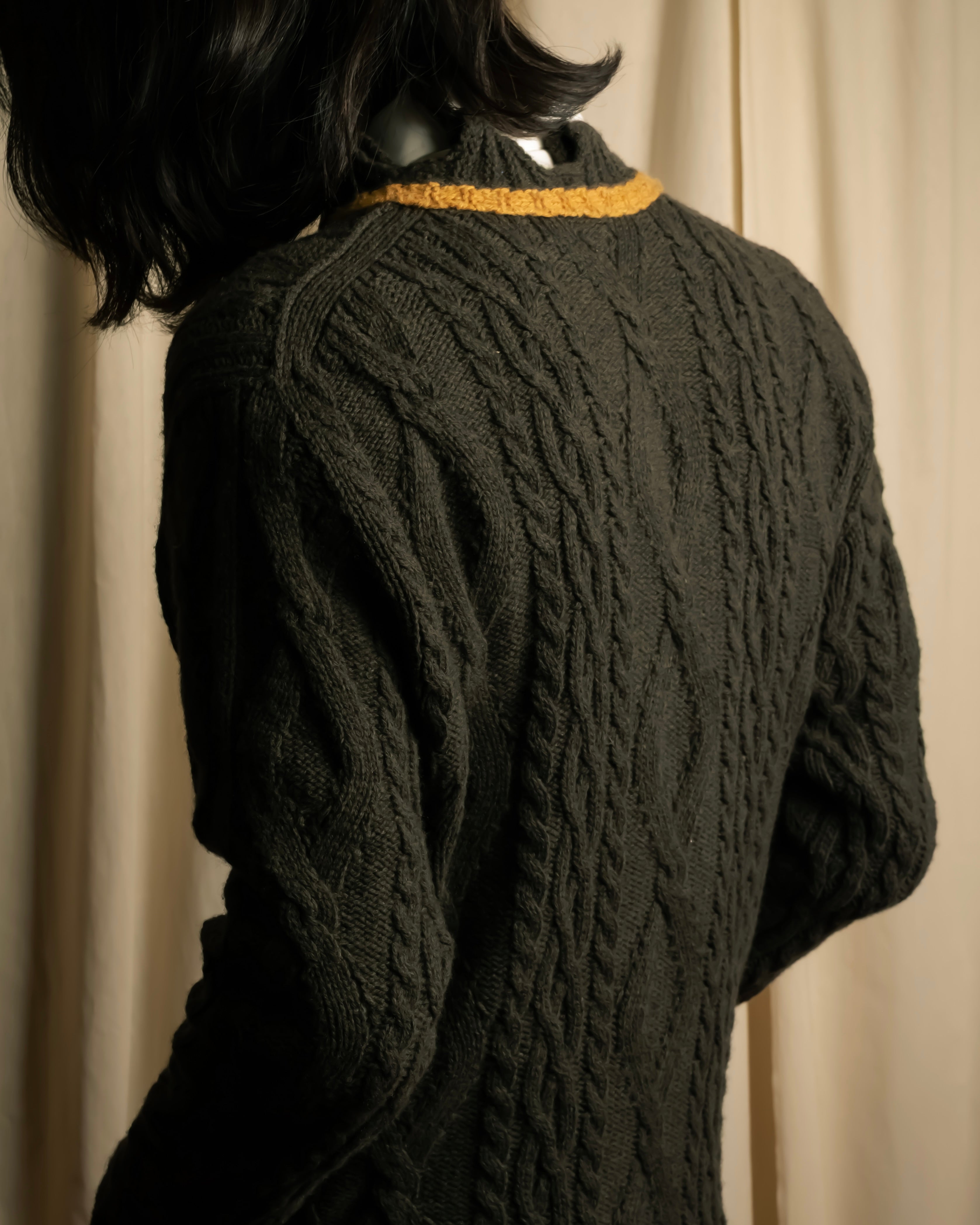 "Vivienne Westwood" Orb logo engraved cable knit cardigan