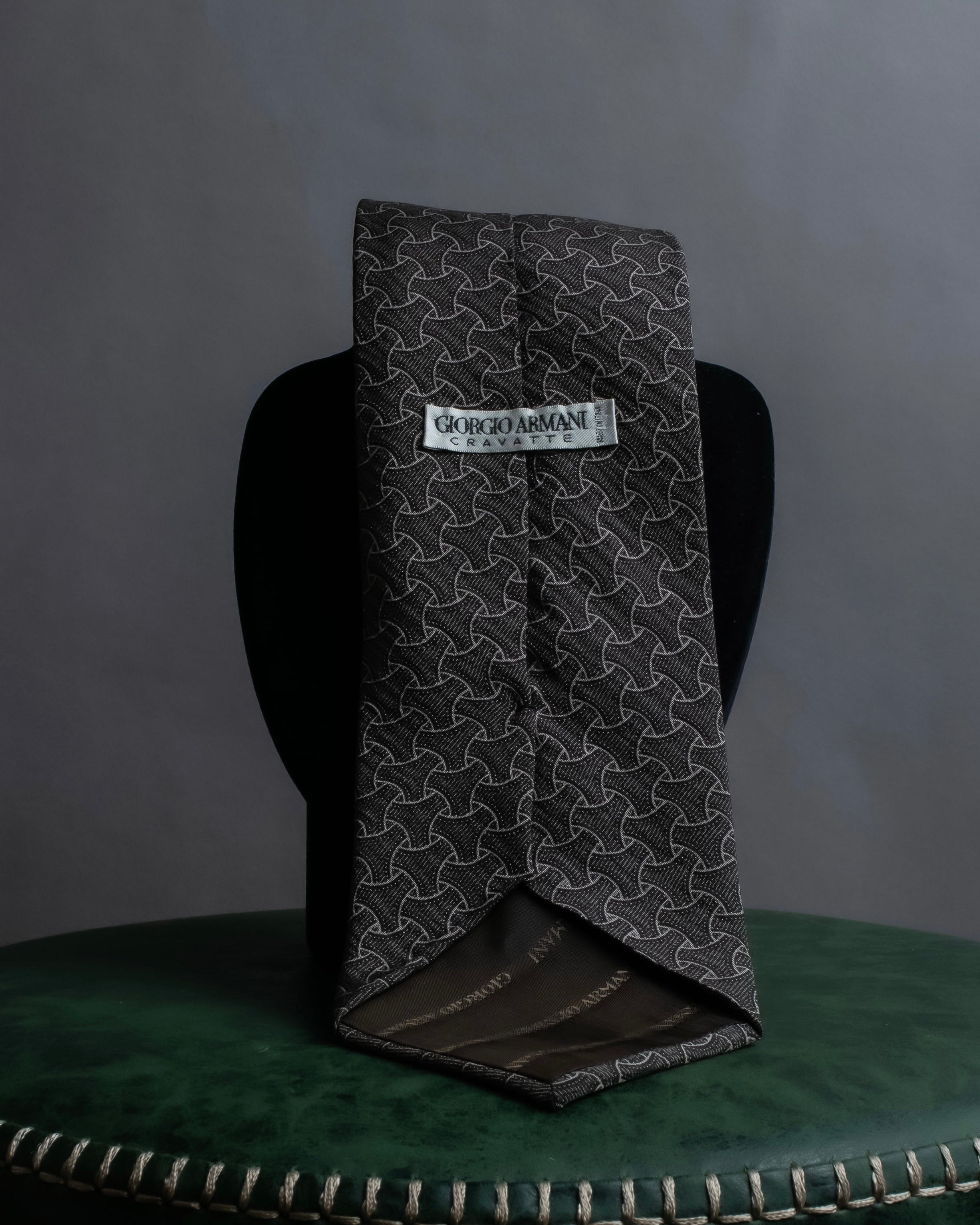 "GIORGIO ARMANI" Charcoal gray geometric pattern necktie