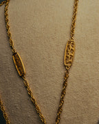 "TRIFARI" 50's-60's Ornate gold tone pendant necklace
