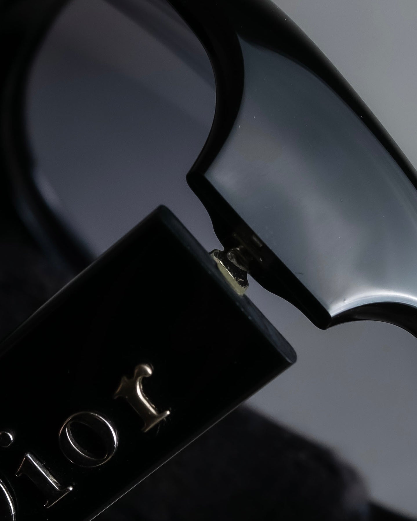 "Christian Dior" Black frame engraved logo sunglasses