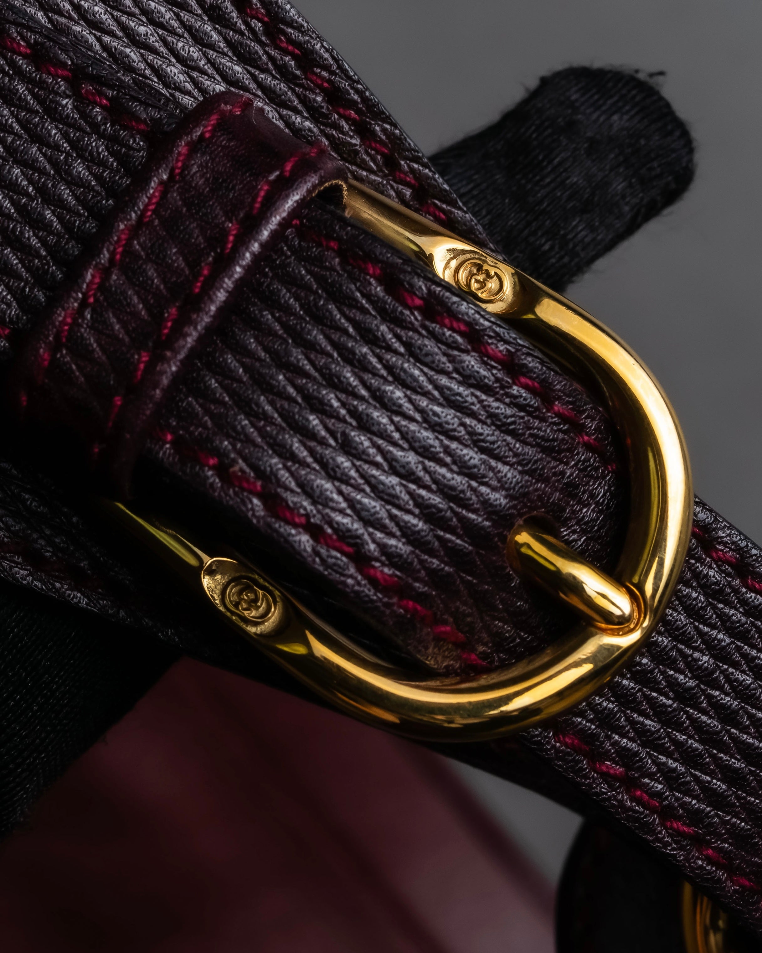 "GUCCI" Equus-derived bordeaux leather belt
