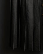 "CHANEL" Side button design pleated flared skirt