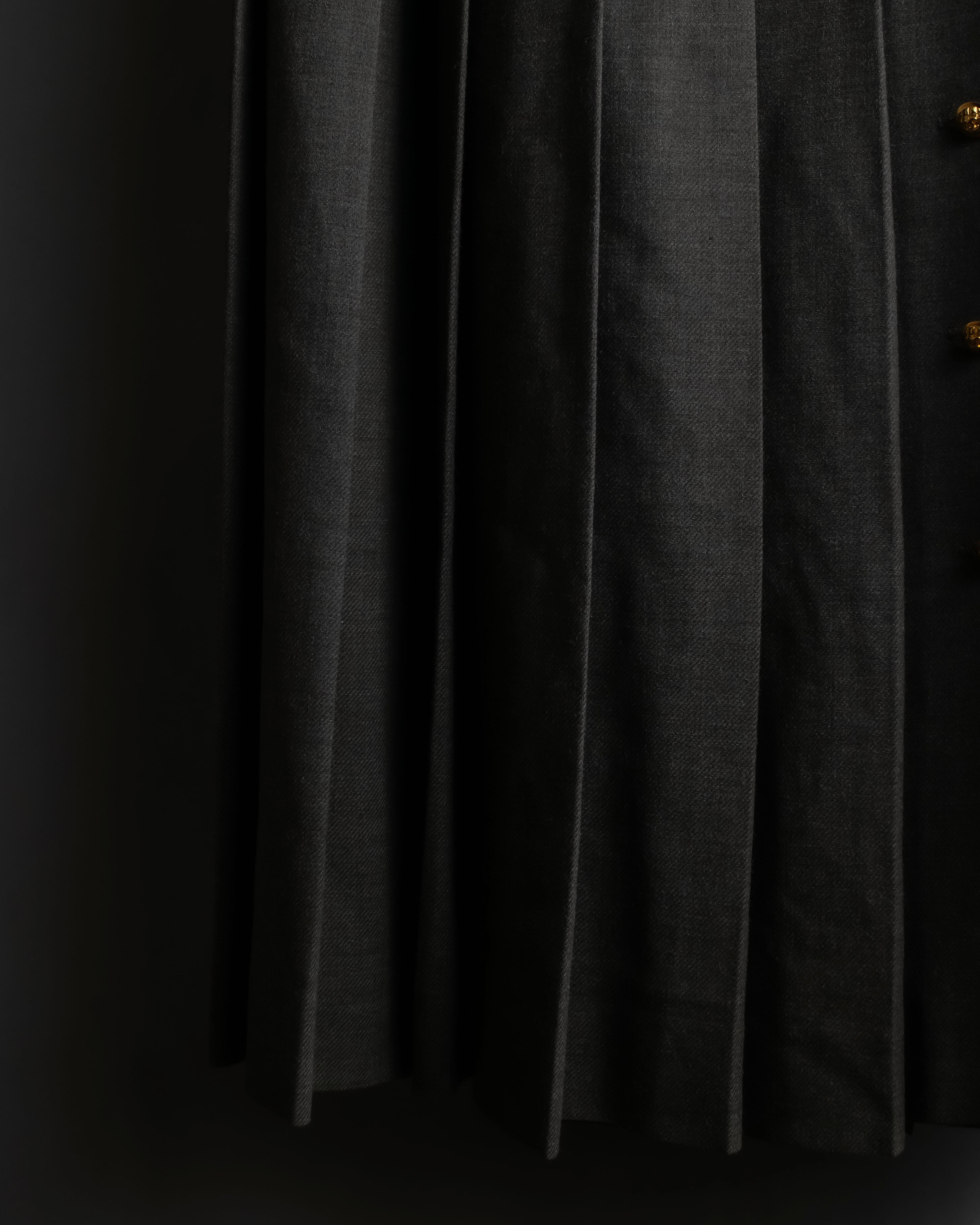 "CHANEL" Side button design pleated flared skirt