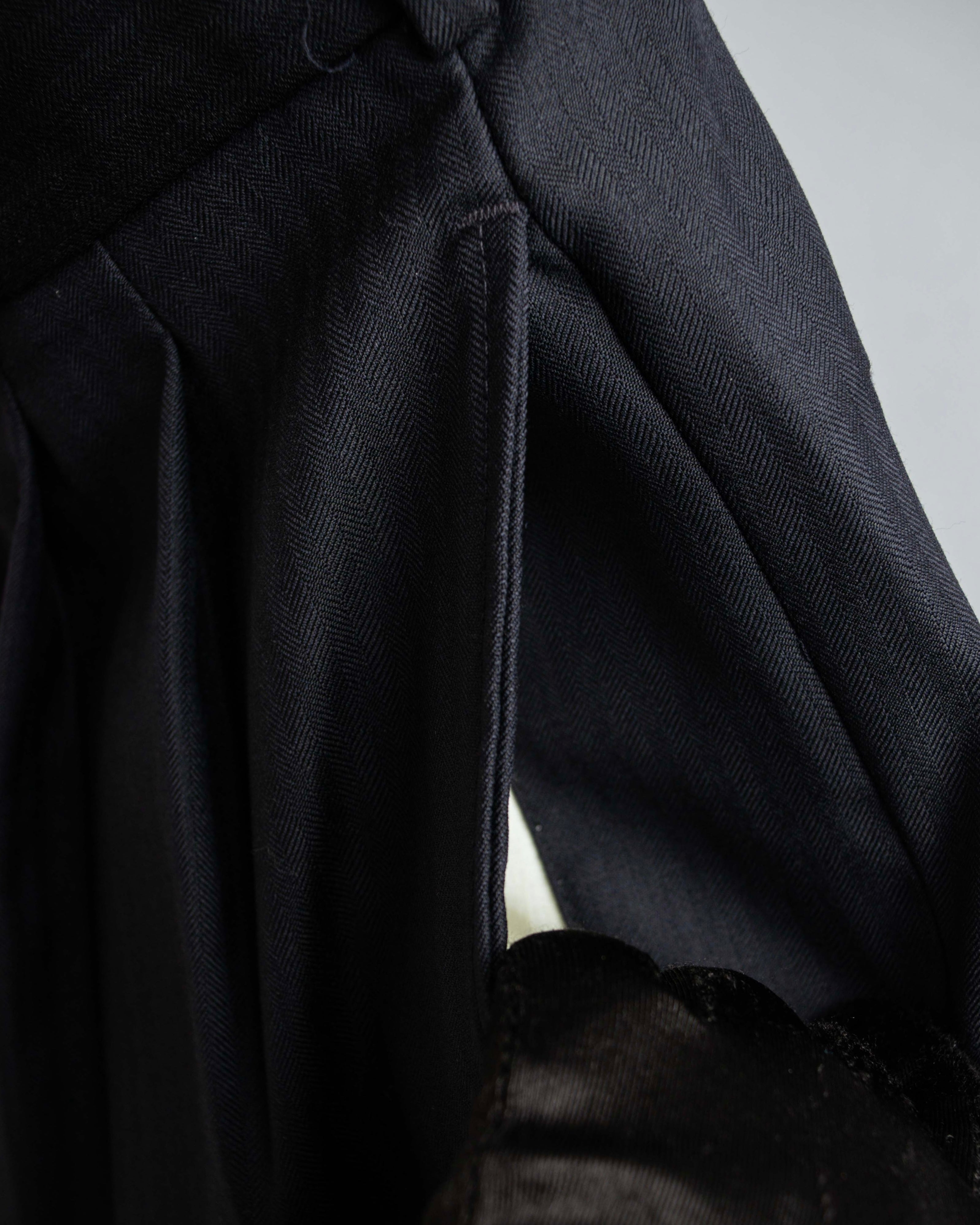 "YVES SAINT LAURENT" Classical tailoring shadow stripe pattern set up