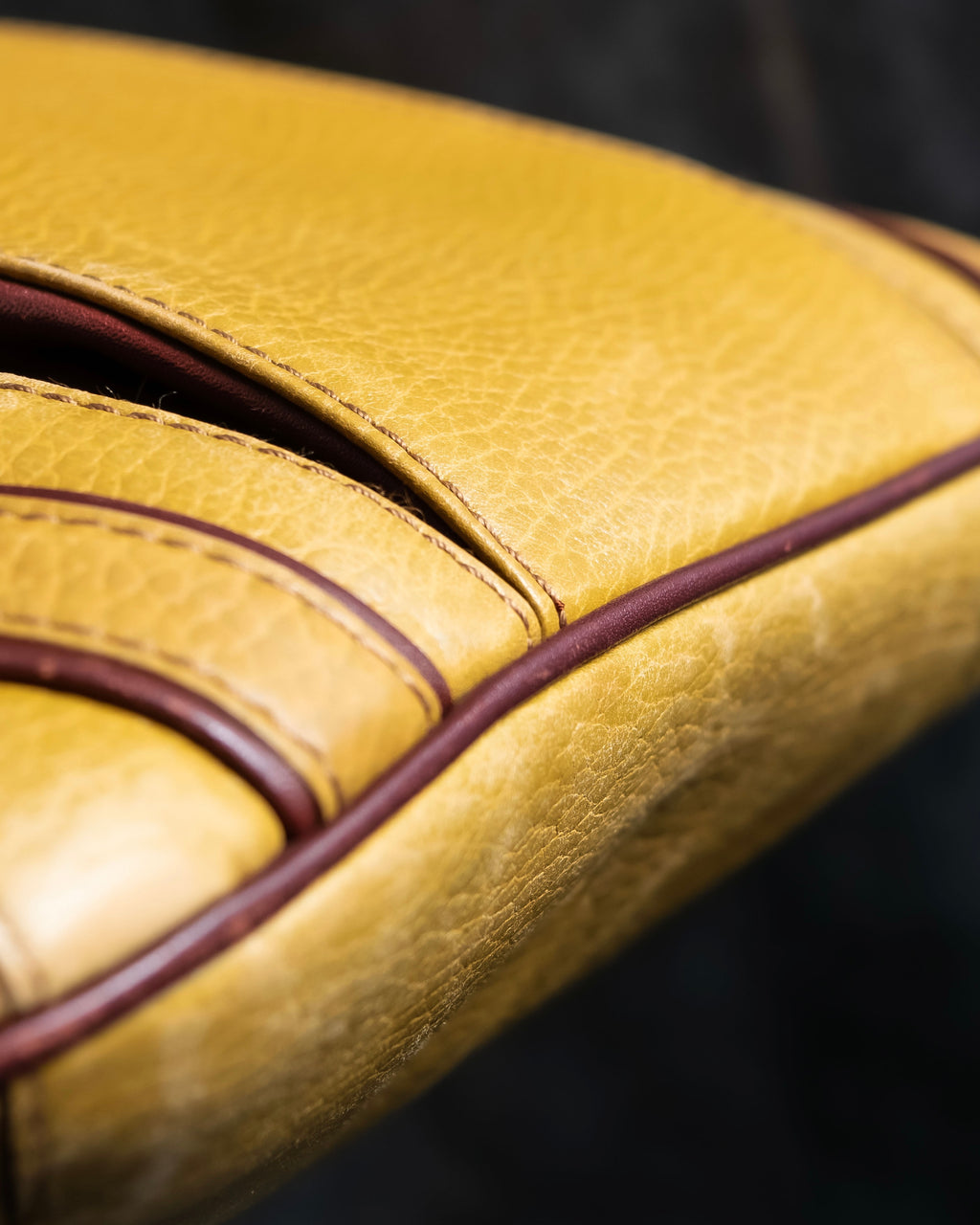 "Cartier" Mast series bicolor piping design shoulder bag