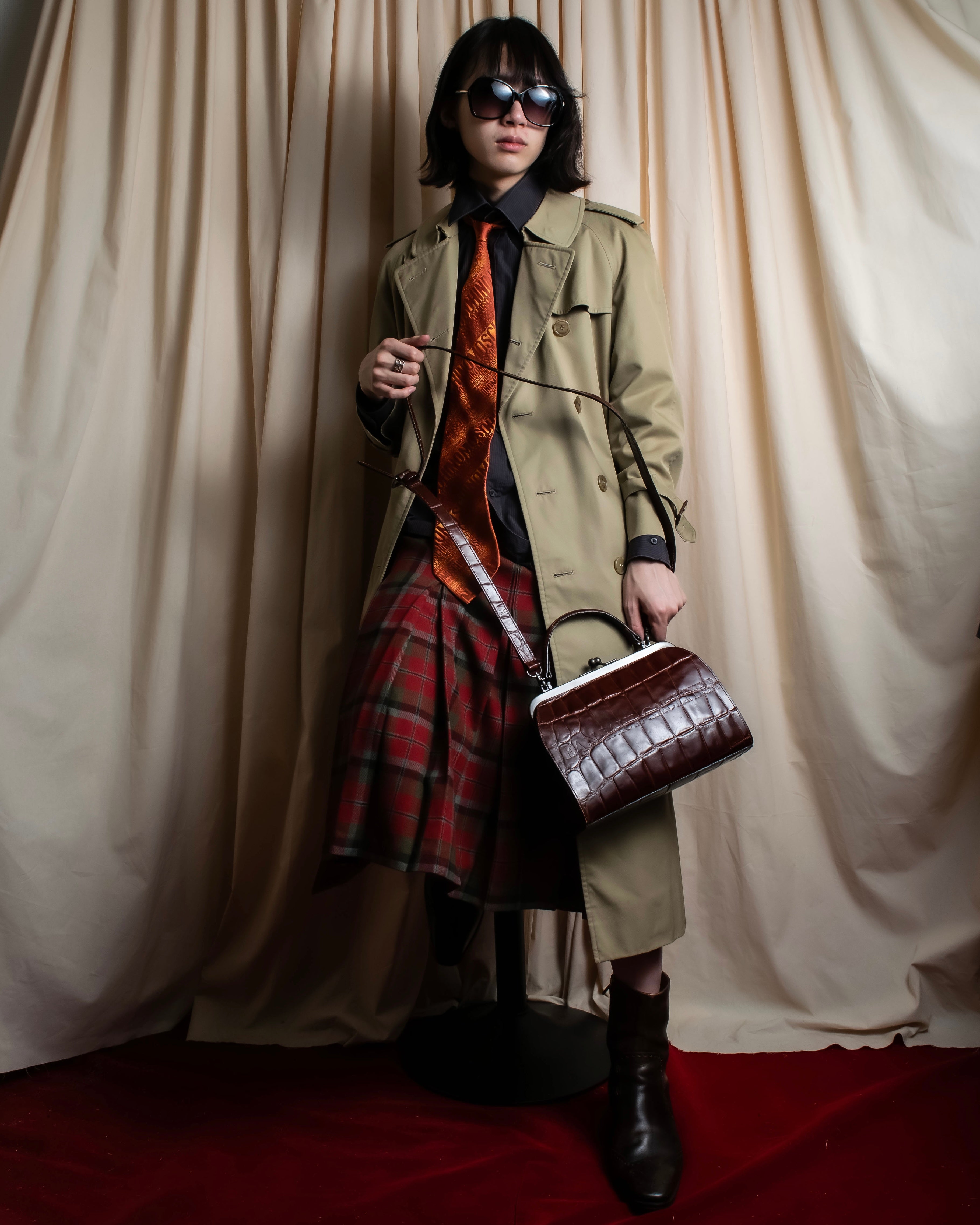 "MOSCHINO" Logo engraved patterned glossy silk necktie