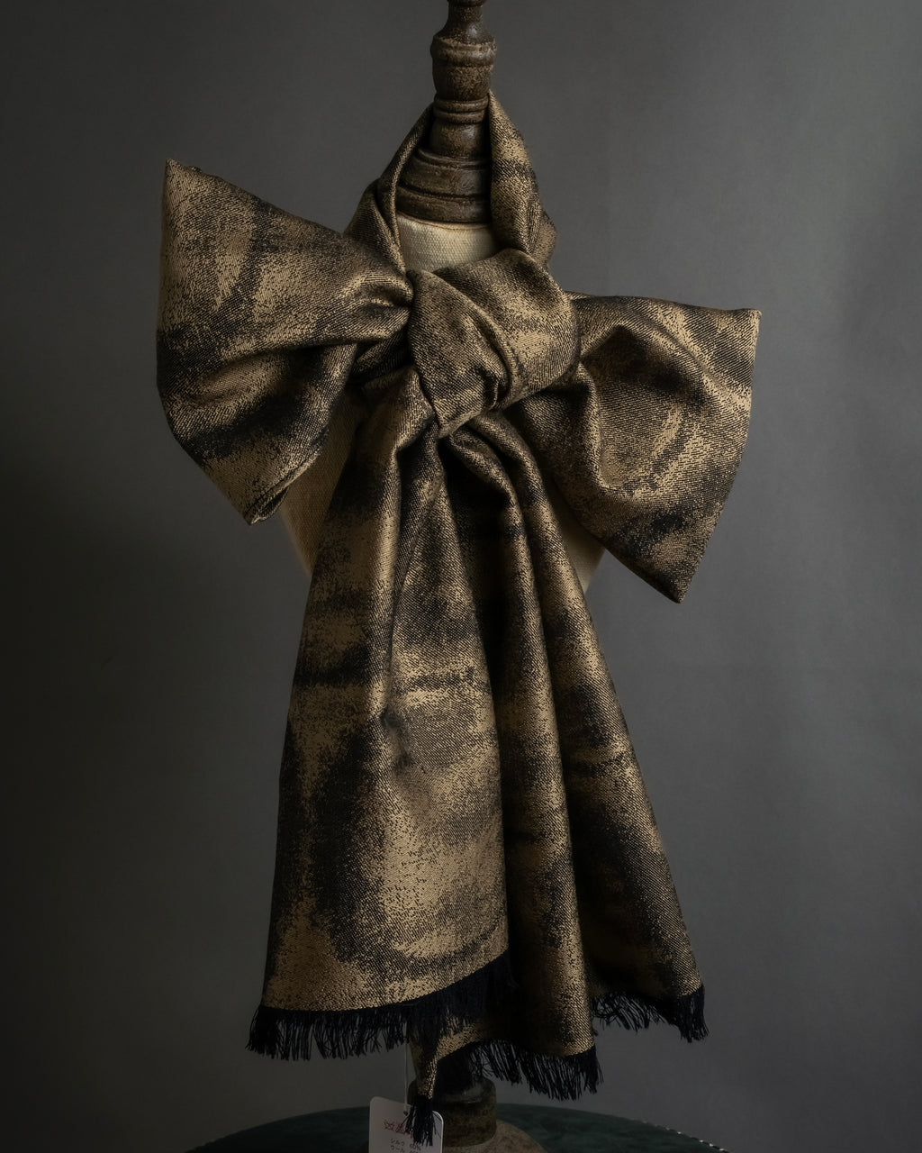 -SPECIAL- "Christian Dior"
90's-00's Abstract Expression Pattern Large Stole