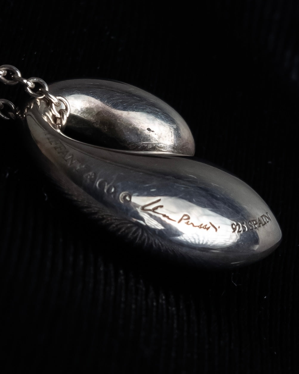 "Tiffany&Co" Elsa Peretti double teardrop motif pendant