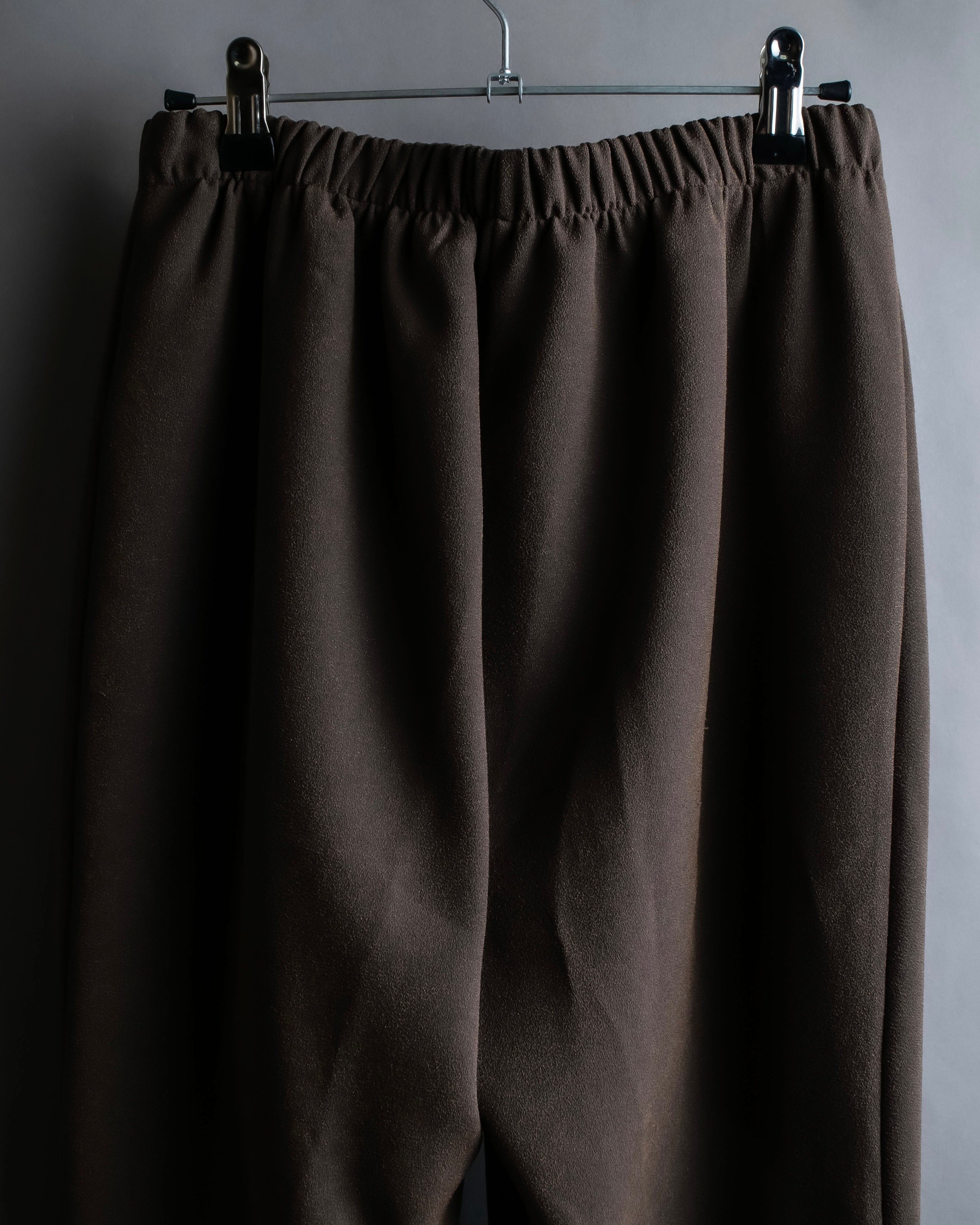 "SHIZUKA KOMURO" Dark brown color easy waist slacks