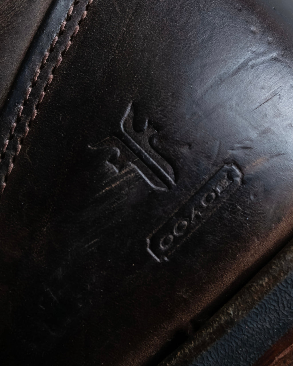 "COACH×FRYE" Brass buckle design shearling lined biker boots