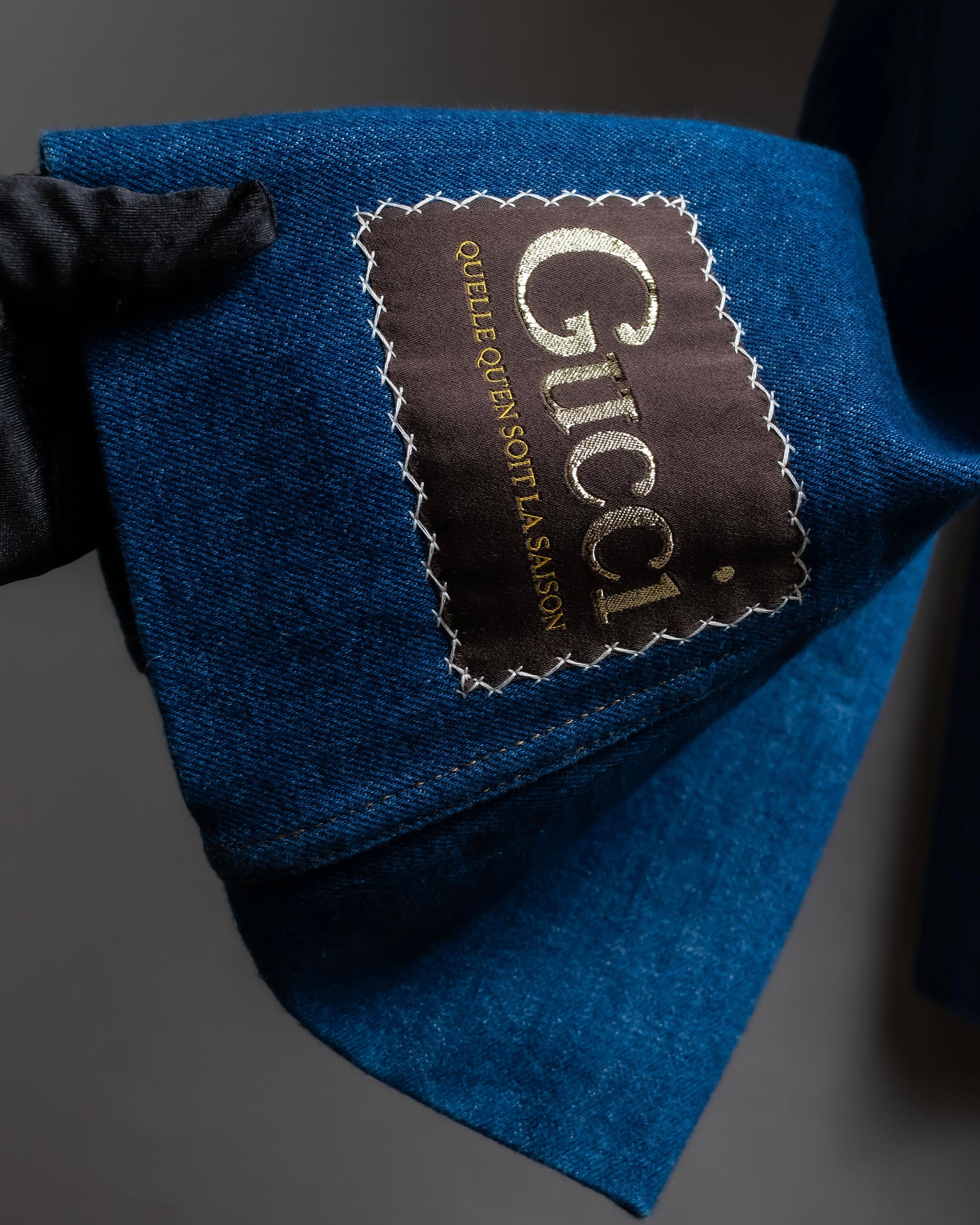 "GUCCI" Logo lapel design one wash flare denim