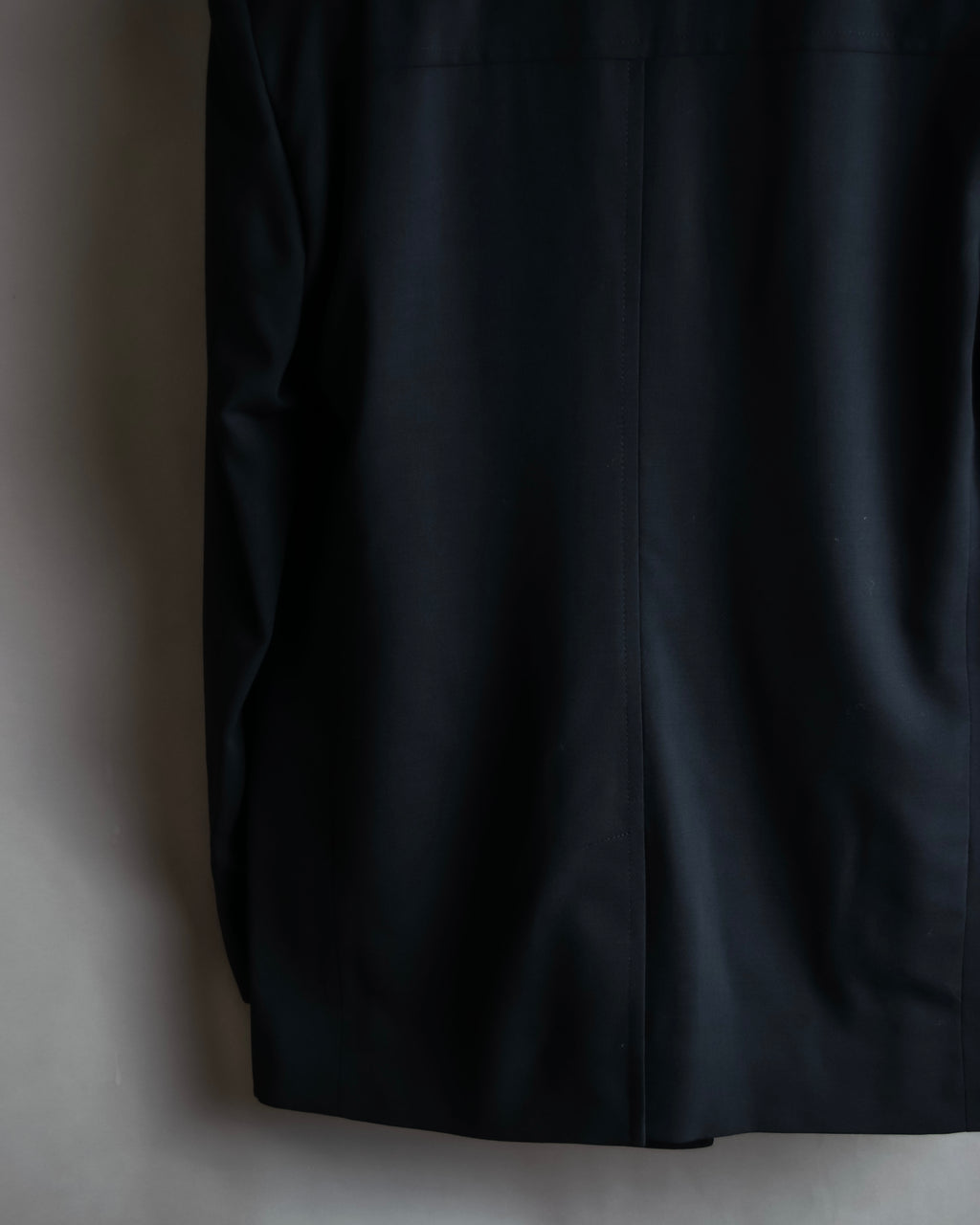 "GUCCI" 90's Beautiful draping fly-front tailored jacket