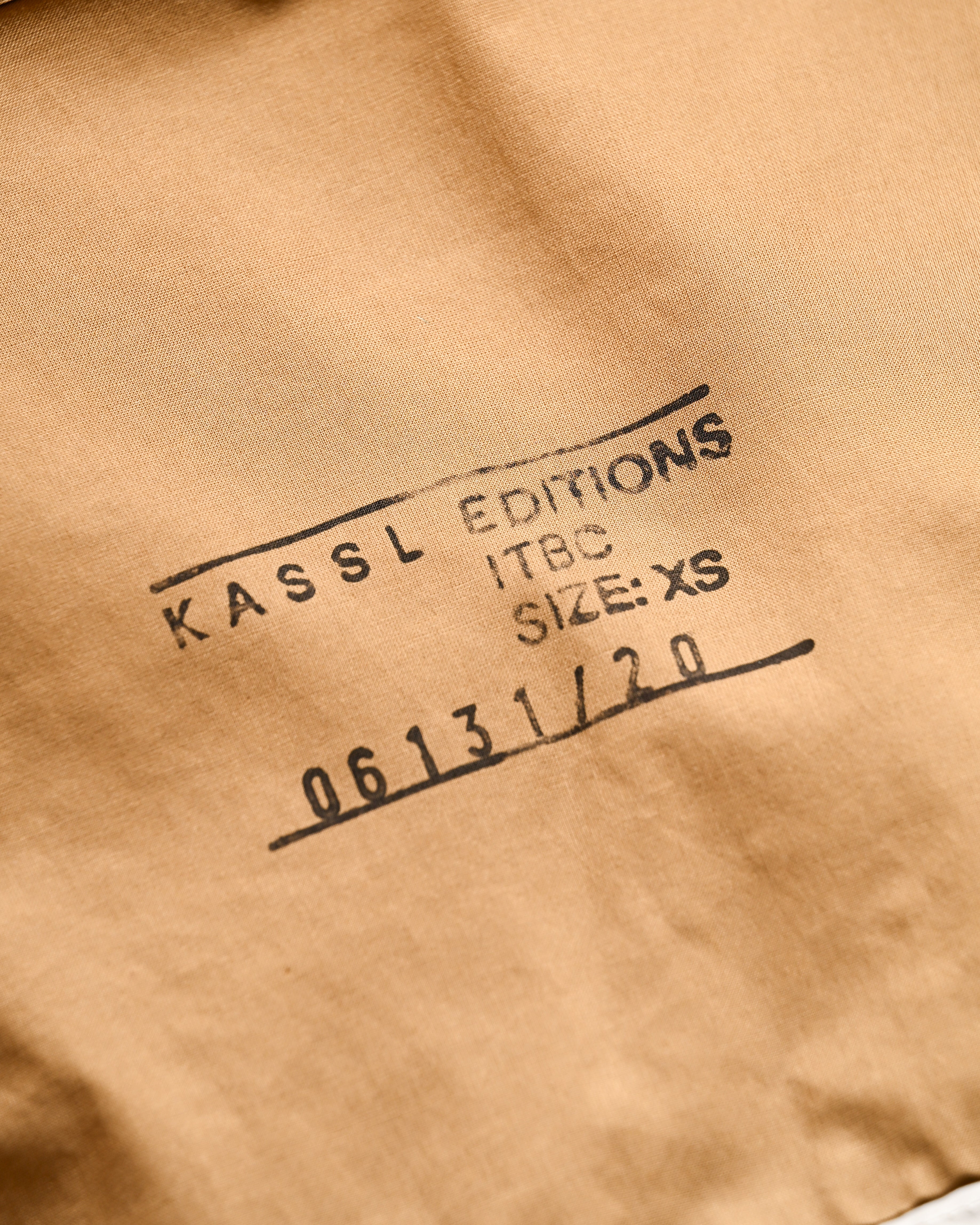 KASSL EDITION/ 20SS Patch Button Designed  Rain Coat