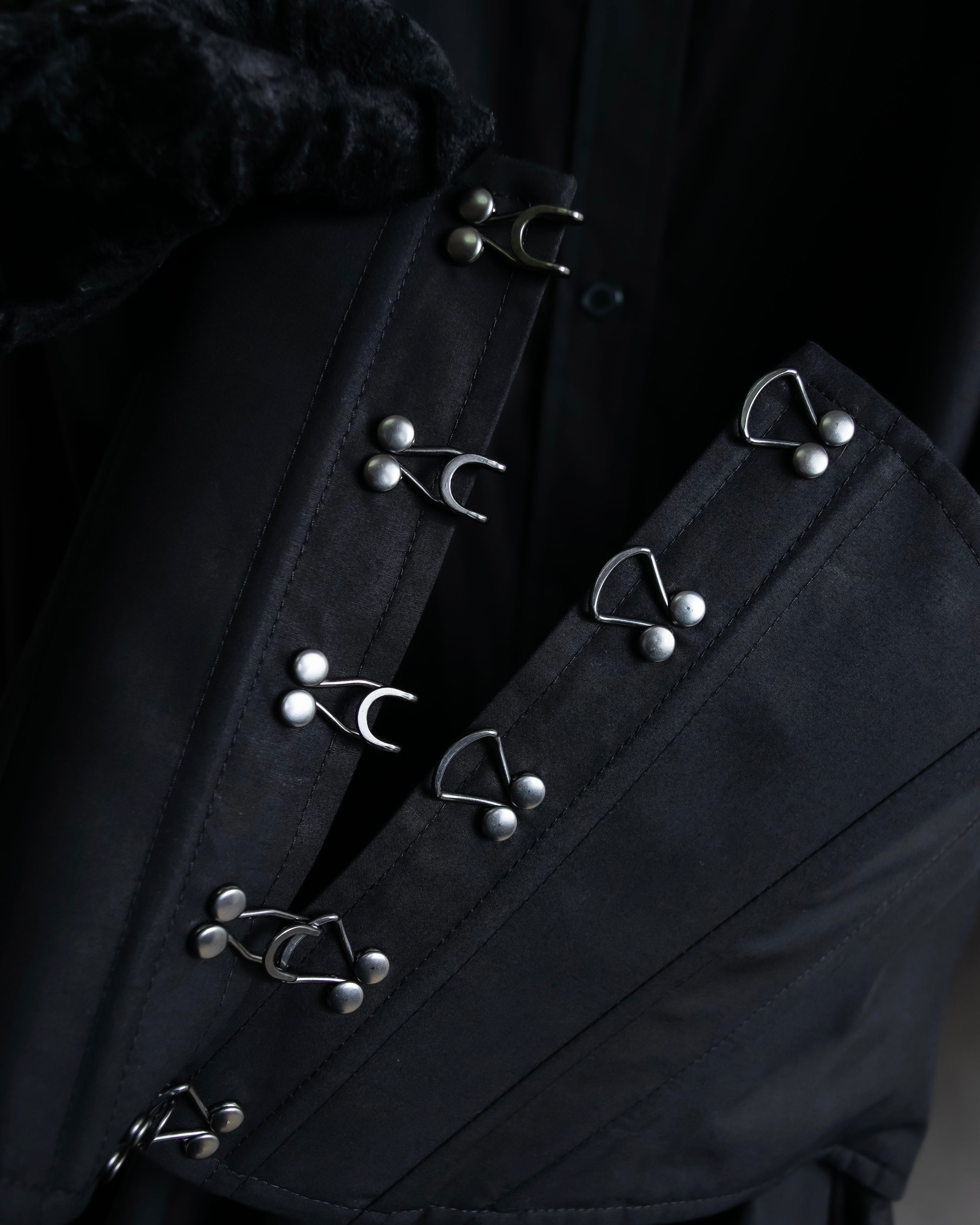 "KIMHĒKIM" Bondage corset belt design shirt dress