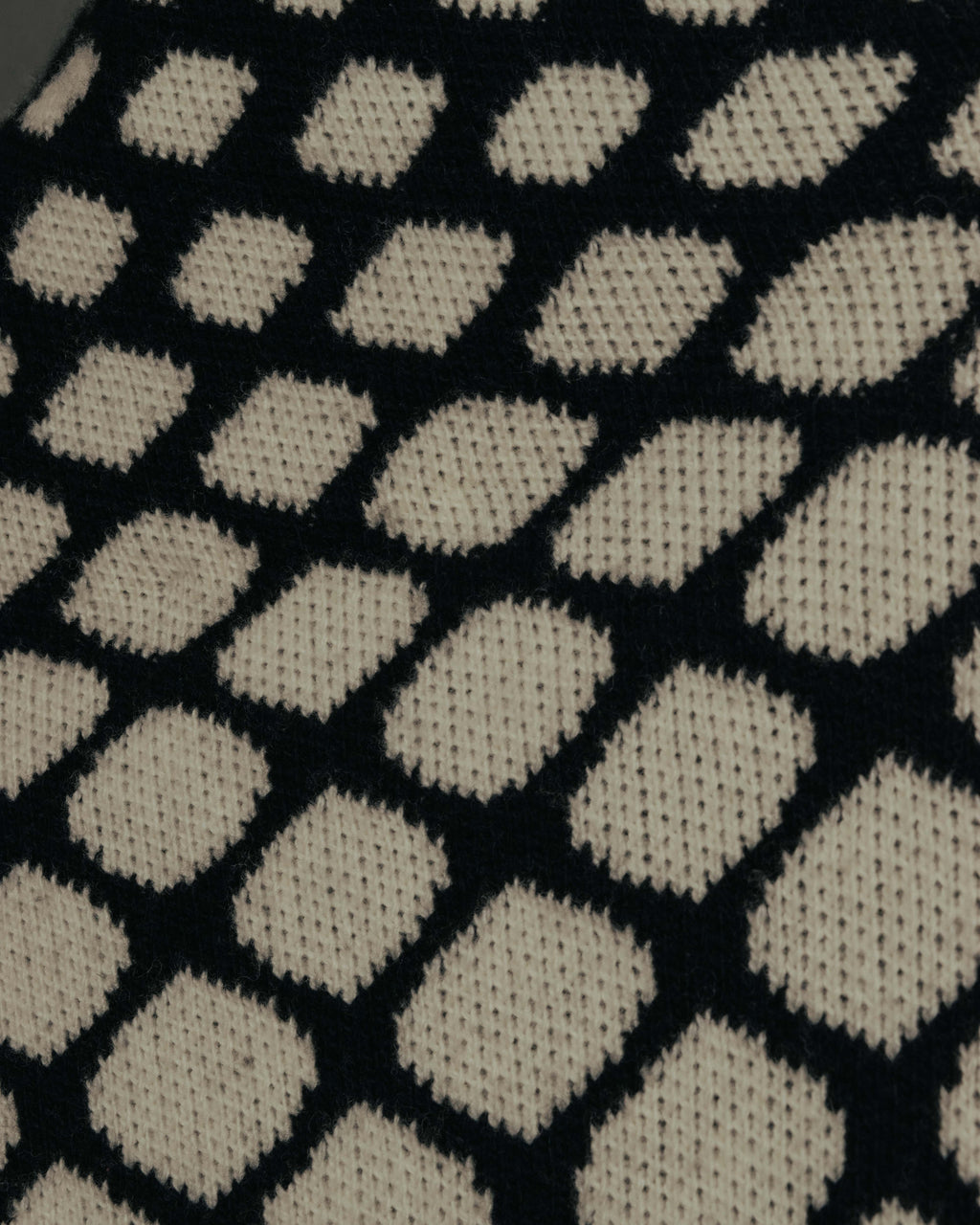 "VALENTINO" 20's Oversized diamond jacquard turtleneck knit sweater