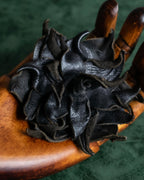 "Y's" Black leather flower motif design brooch