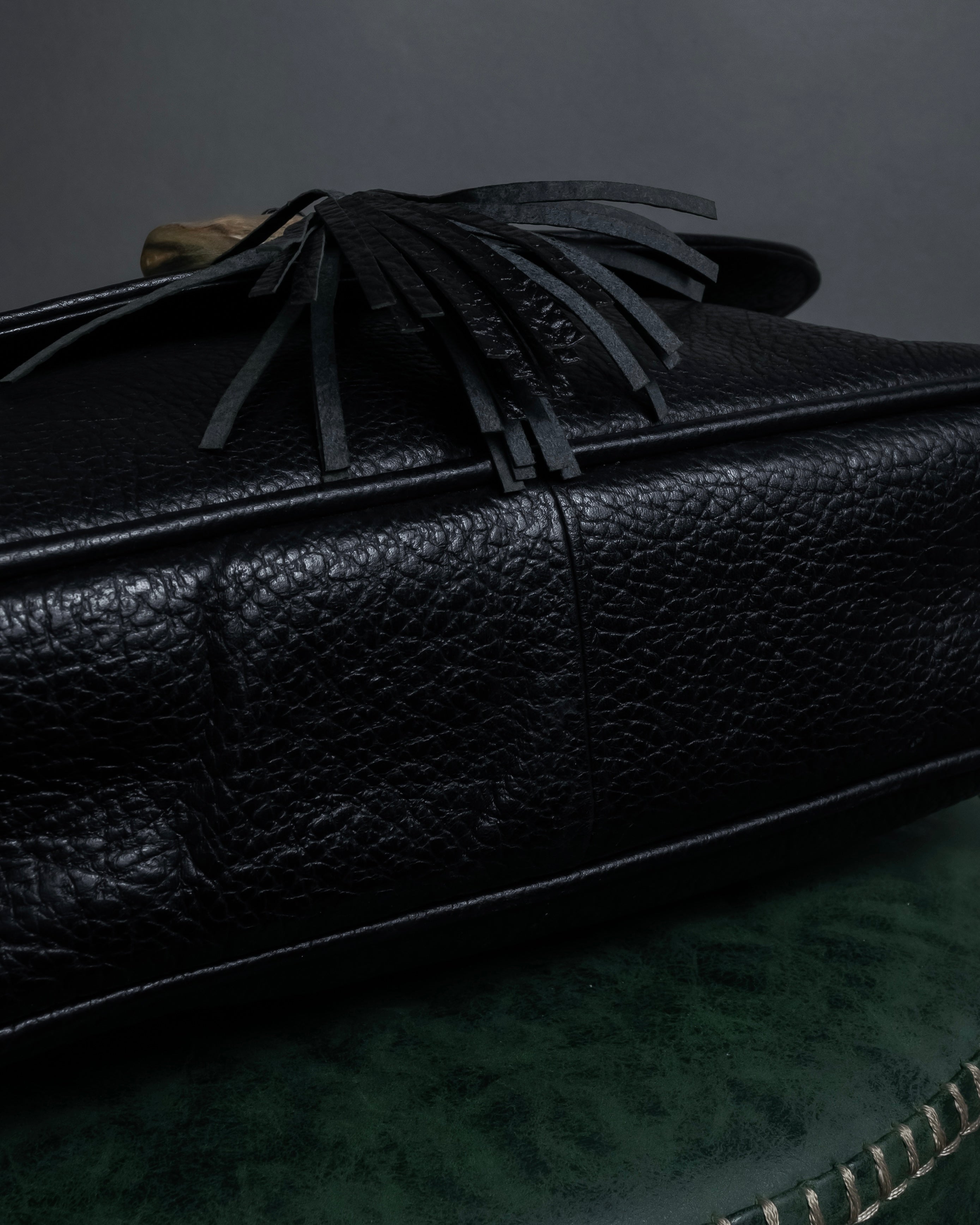 "YVES SAINT LAURENT" 80's-90's Wood toggle design pebbled leather bag