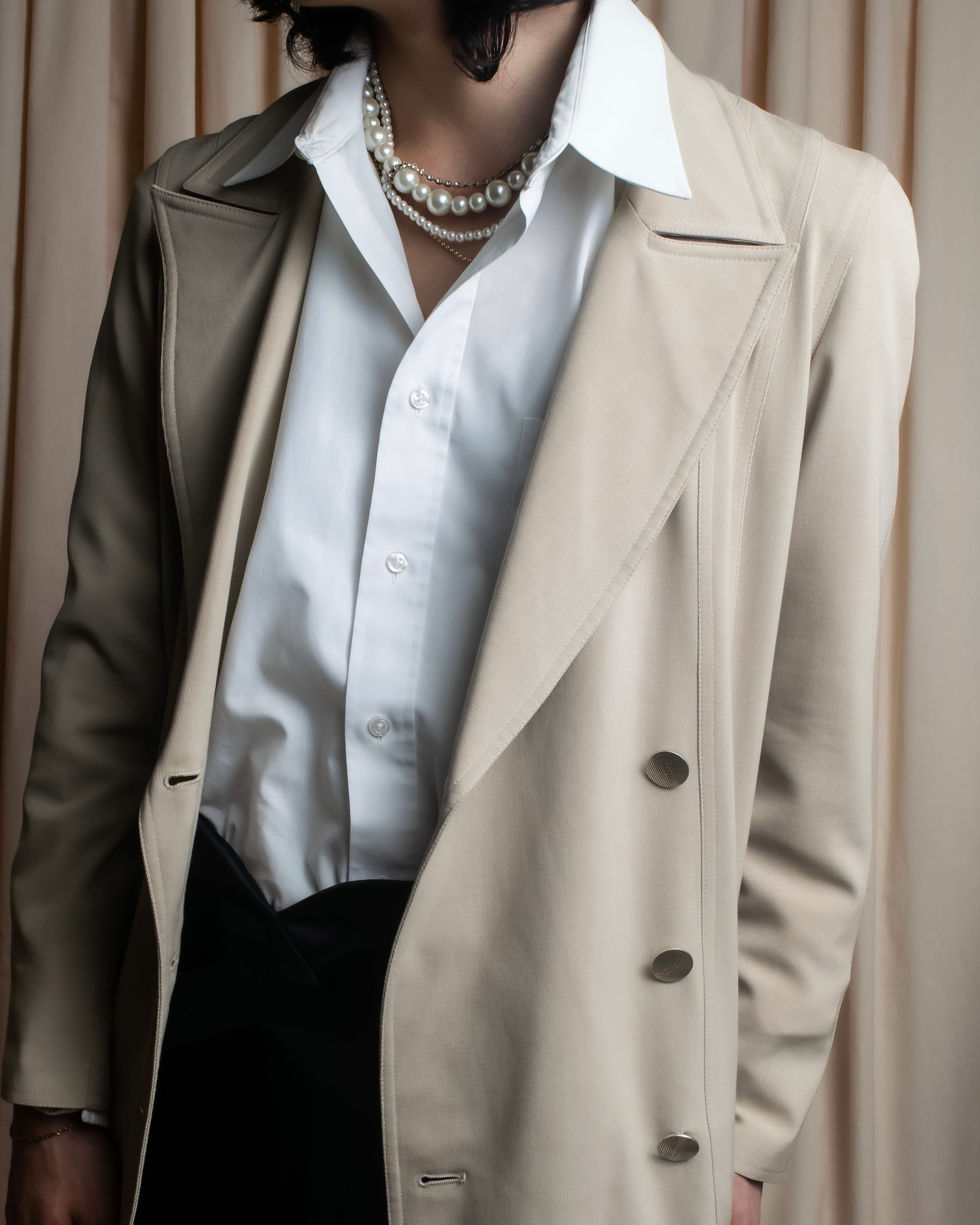 "CHANEL" Large lapel double breasted straight line coat