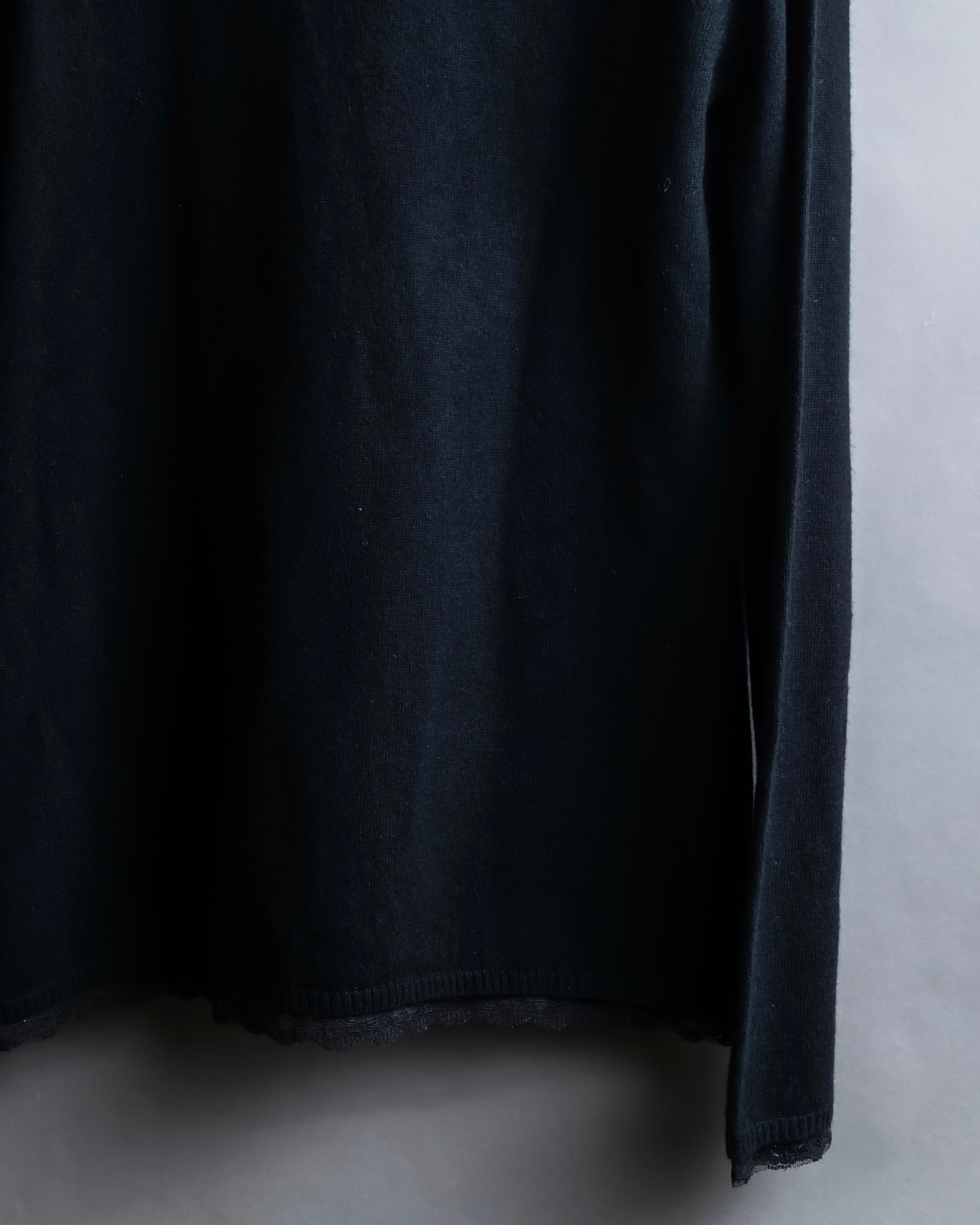 "DOLCE & GABBANA" Lace layered design V-neck knit