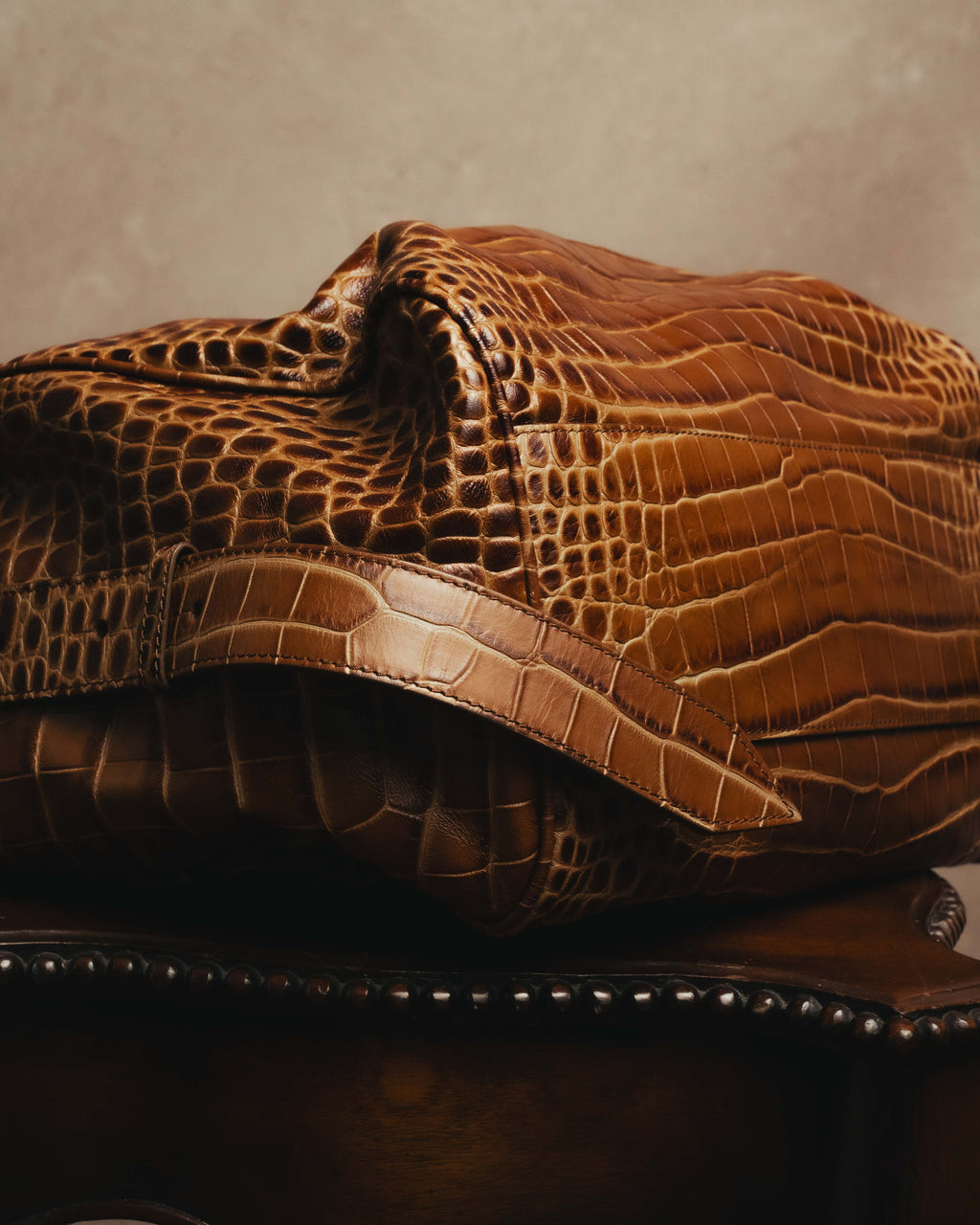 “Max Mara” 00’s-20’s crocodile-embossed 2way backpack