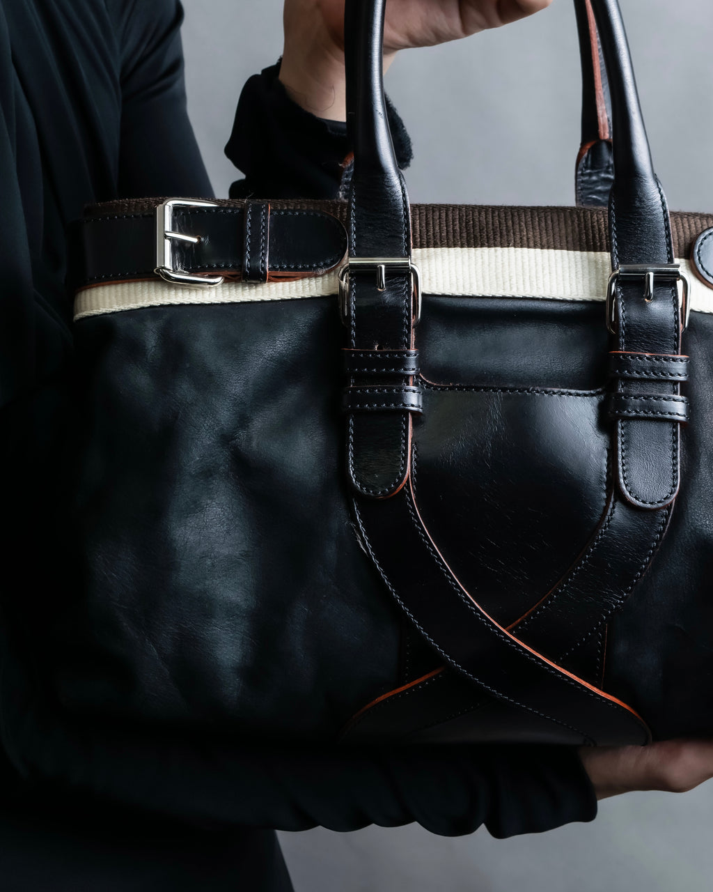 "LOEWE"　Belt design logo engraved tote bag