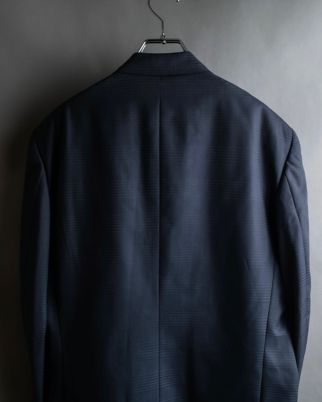 "CHRISTIAN DIOR MONSIEUR"
Shadow check pattern structured set up