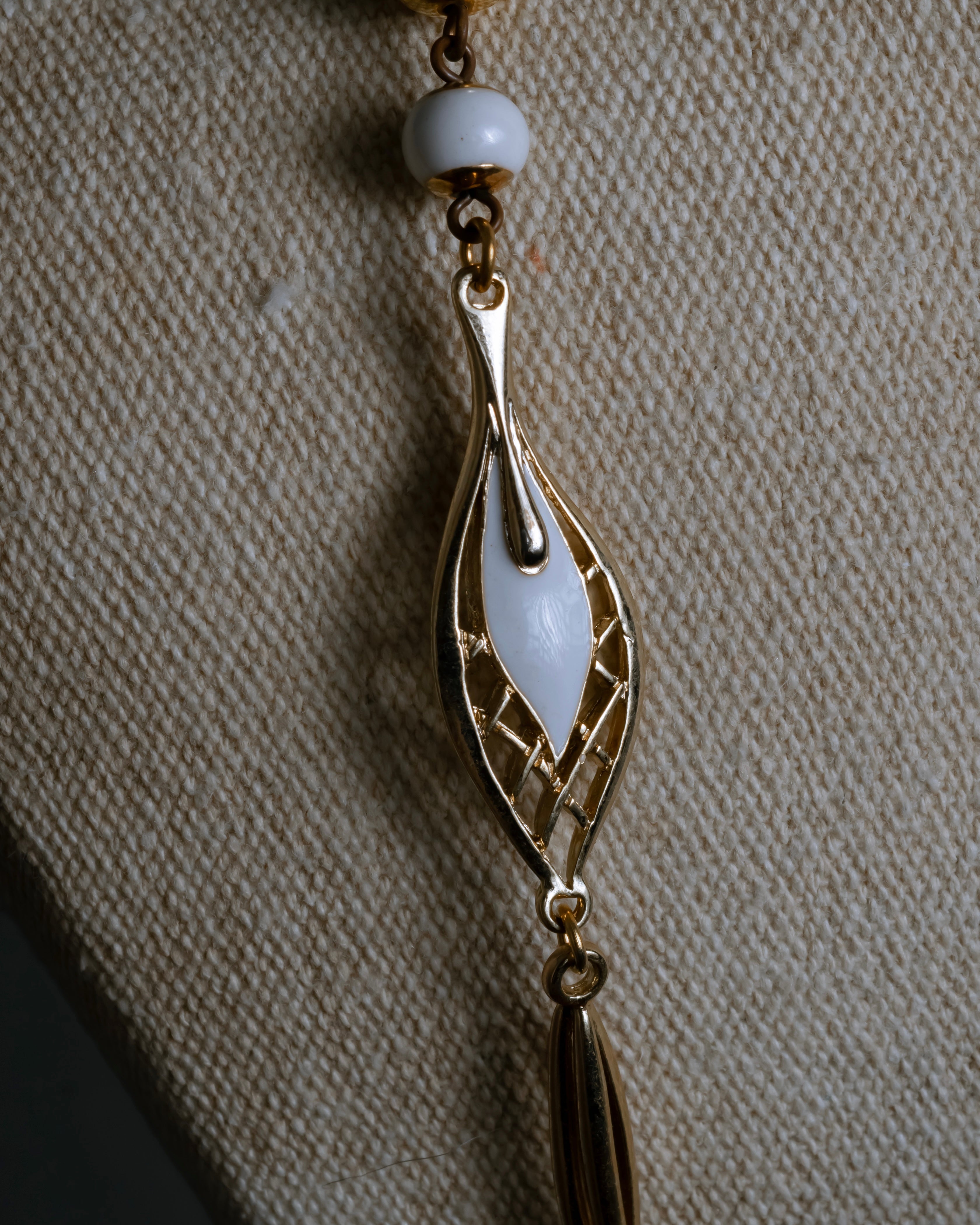 "BALENCIAGA" Leaf motif bijou santoire necklace