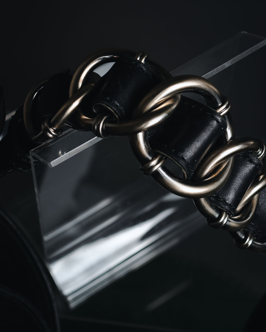 –SPECIAL– "Salvatore Ferragamo"
00’s Gancini gathered leather hobo bag