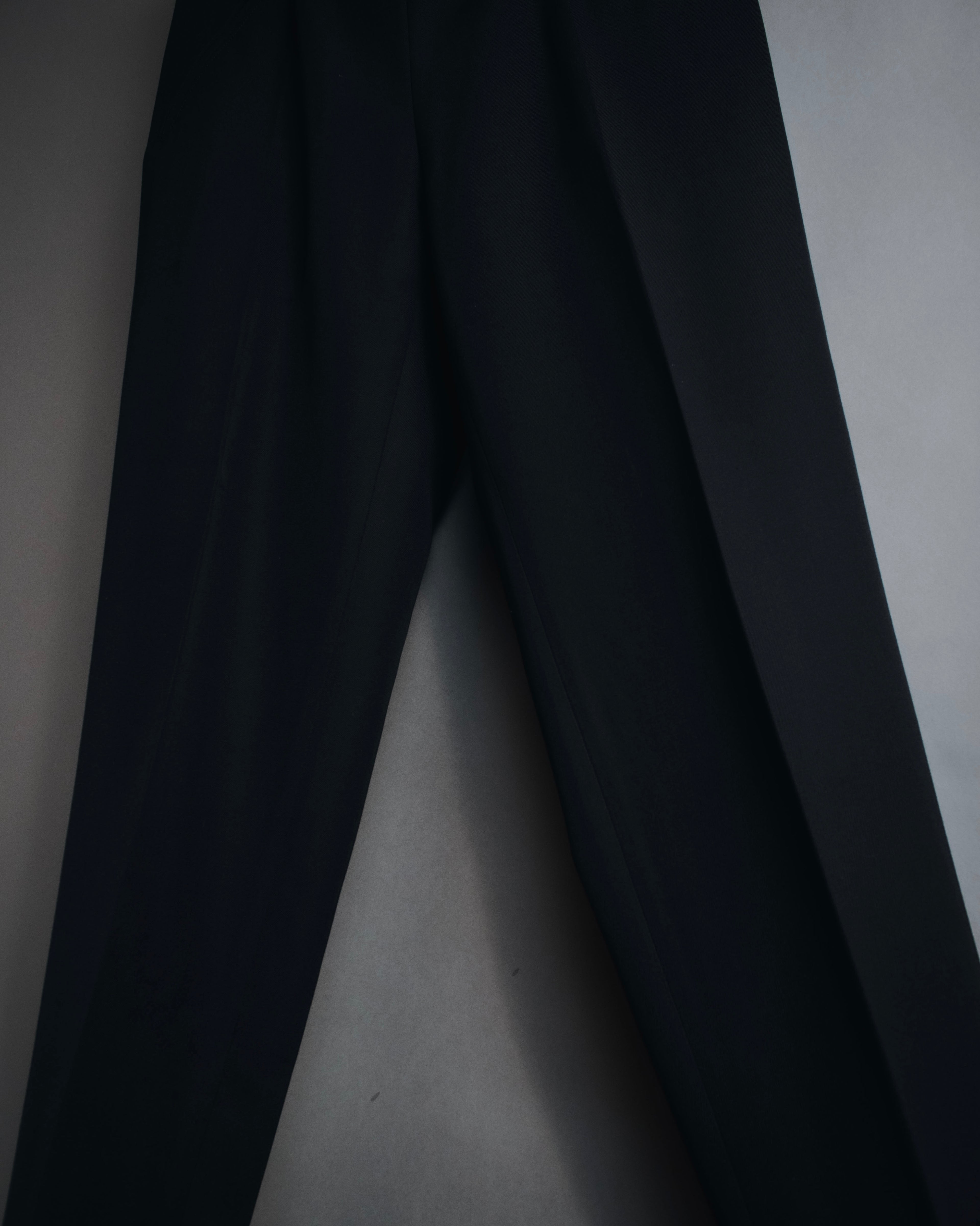 Pantalones de vestir ajustados con bolsillo de cremallera metálica de Maison Margiela 20AW