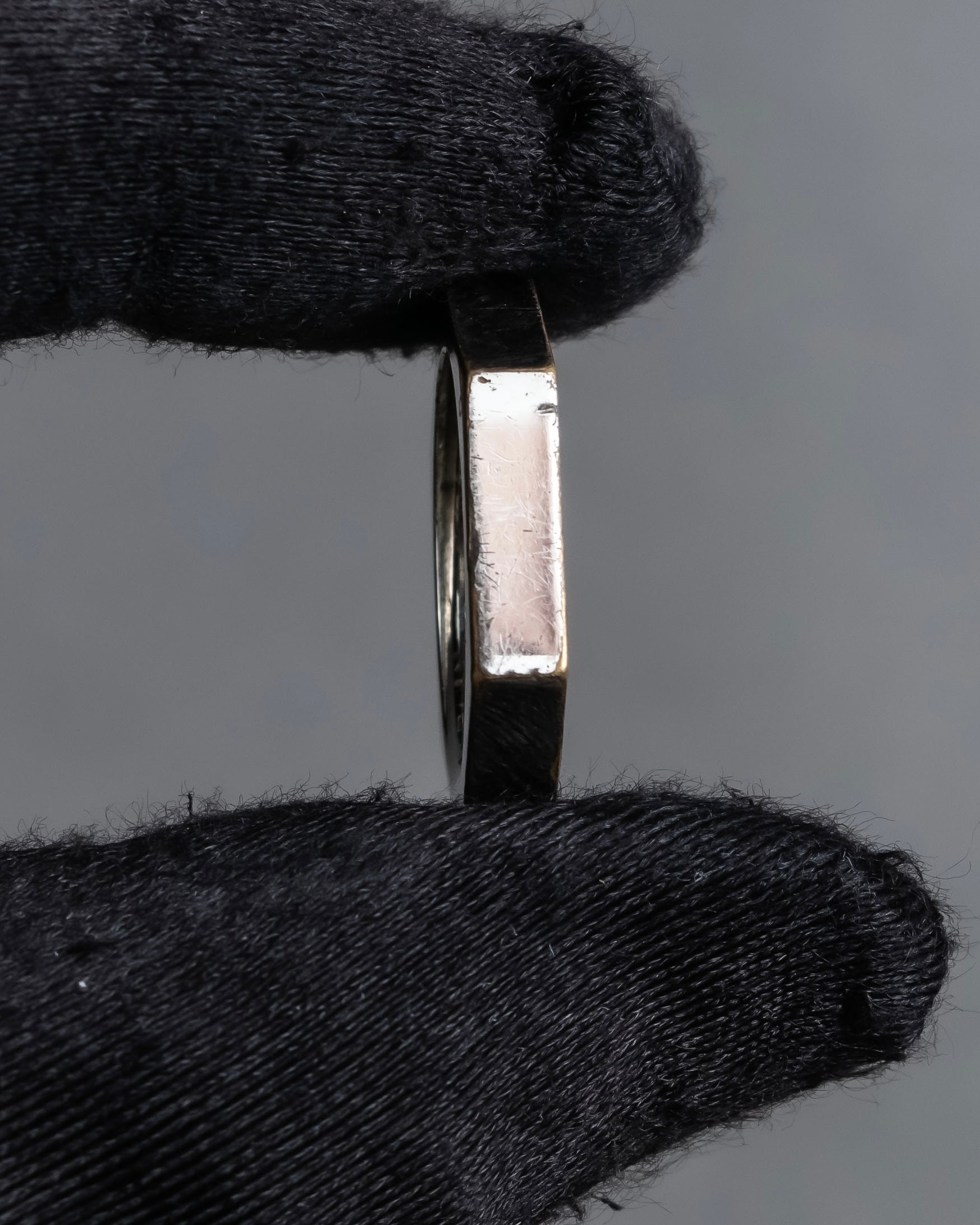 "MAISON MARGIELA" Numbered logo engraved hexagonal silver ring