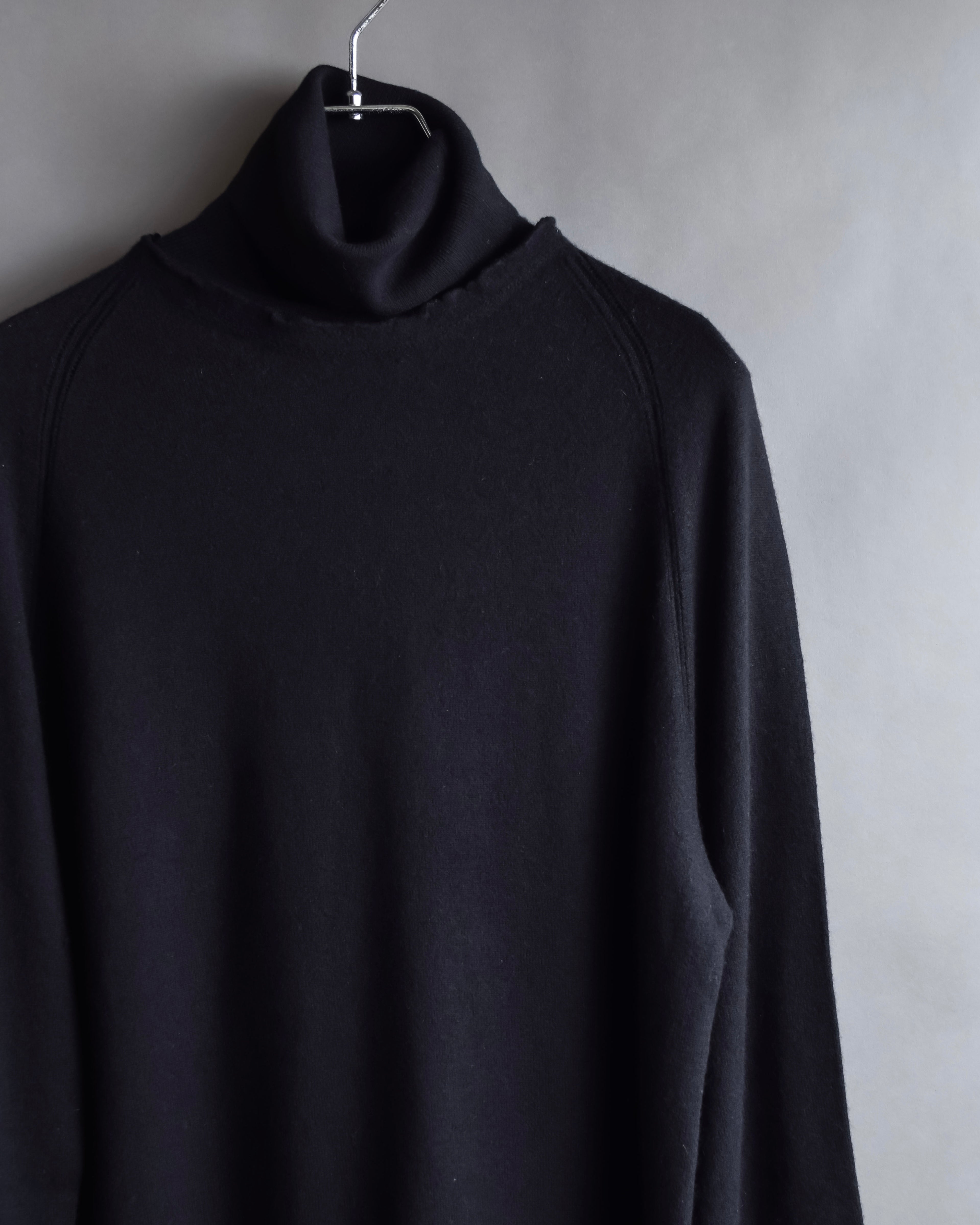 "DIOR" Edith Slimane period double high neck processing knit