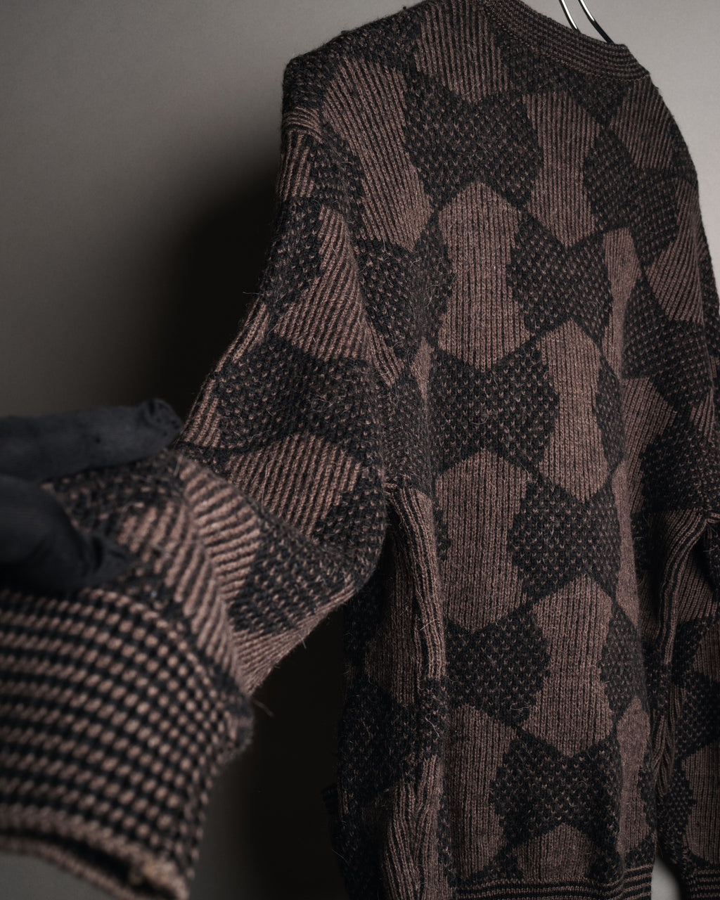 “Yves Saint Laurent” 80’s-90’s geometric knit cardigan