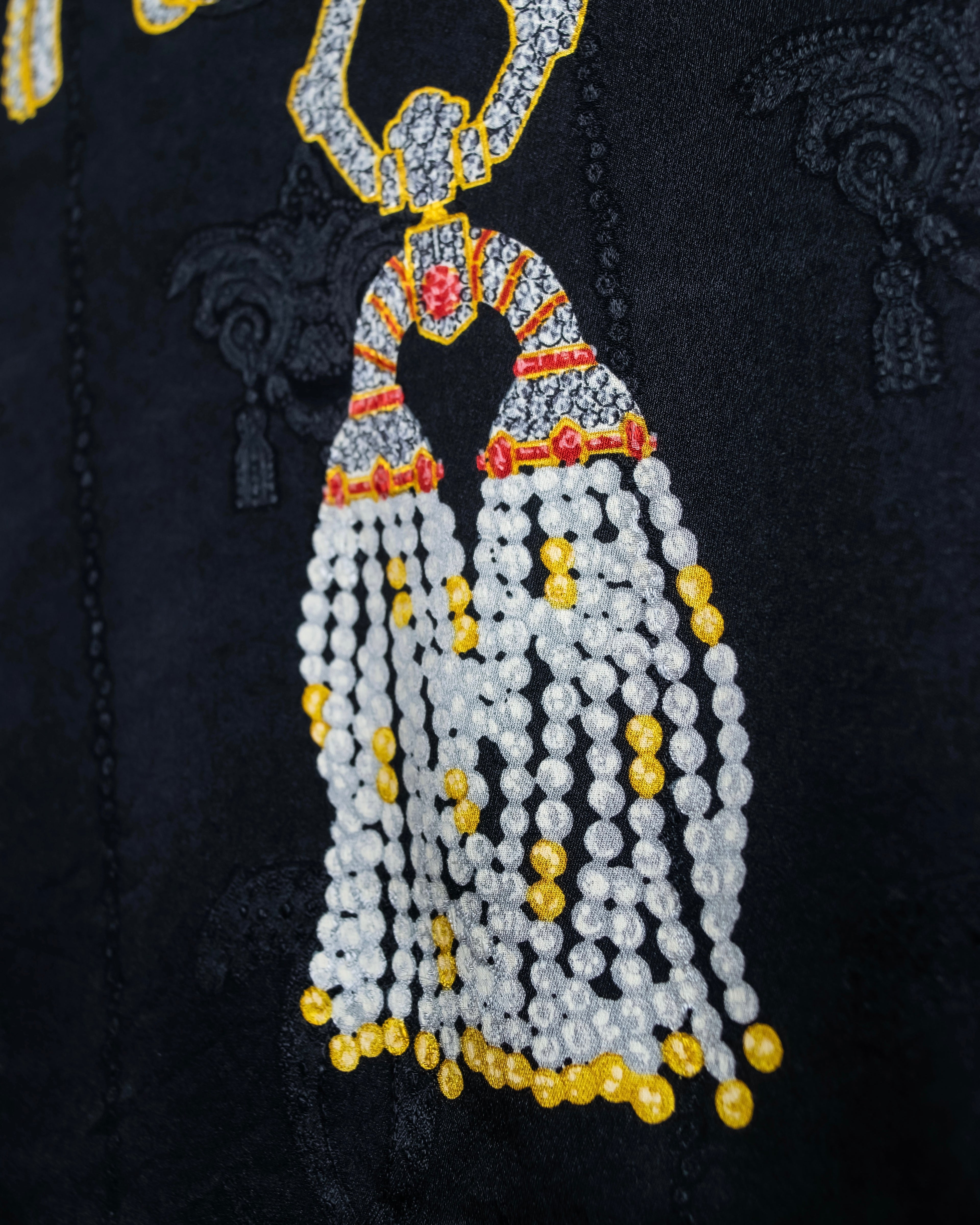 "Cartier" Gemstone brooch motif silk square scarf