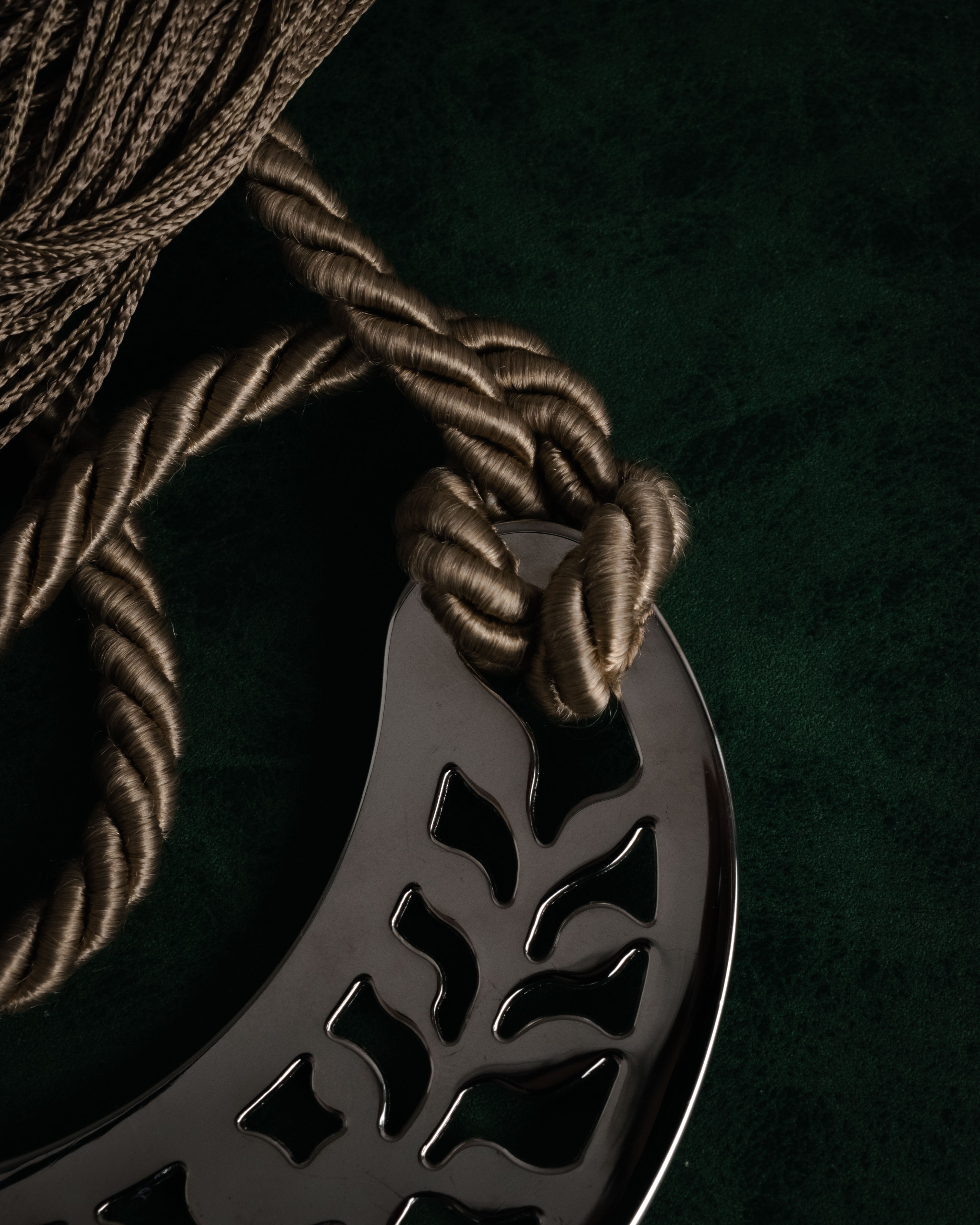 “VALENTINO GARAVANI” 2010’s Crystal embellished tassel cord belt