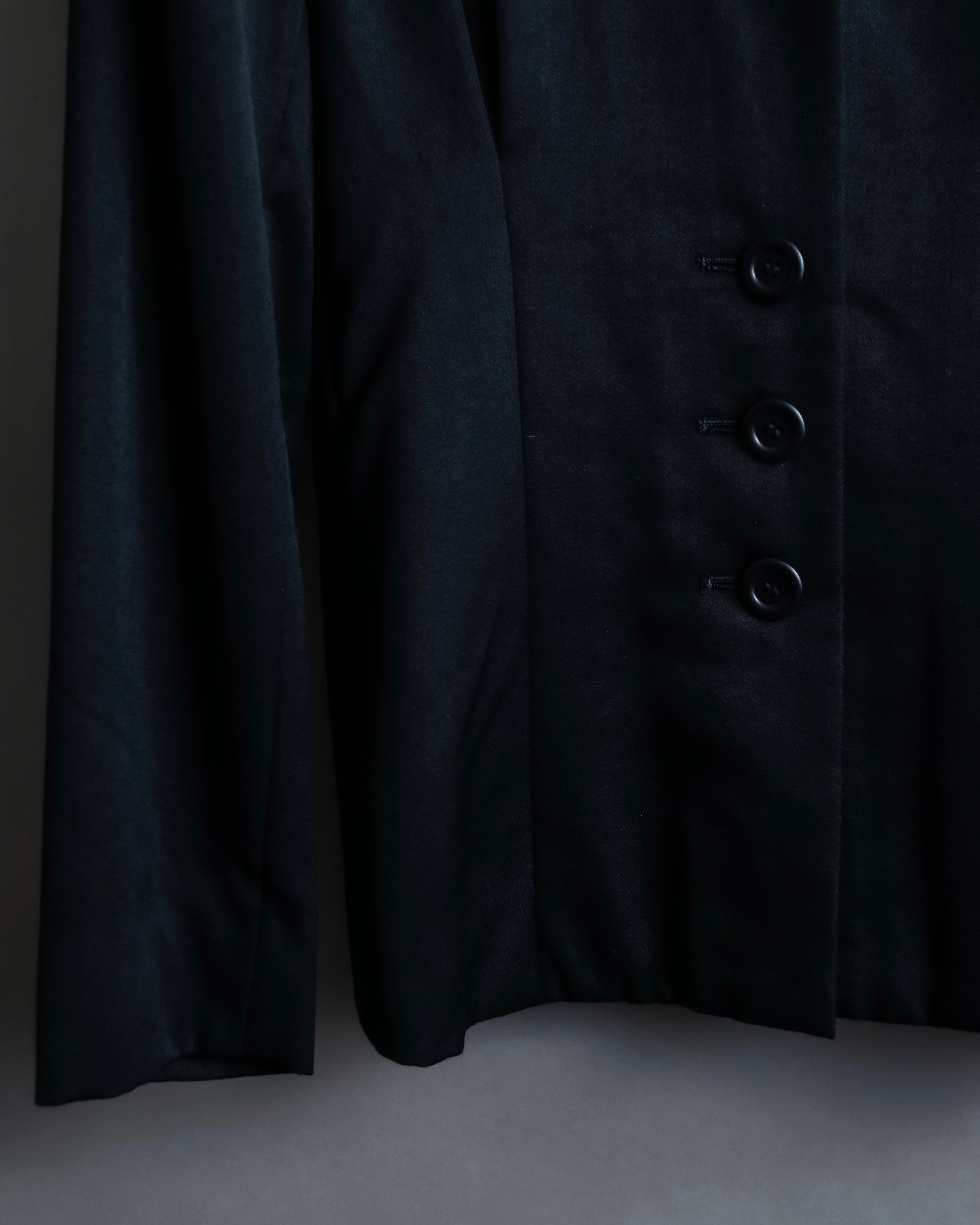 “Christian Dior” Beautiful shape no collar jacket