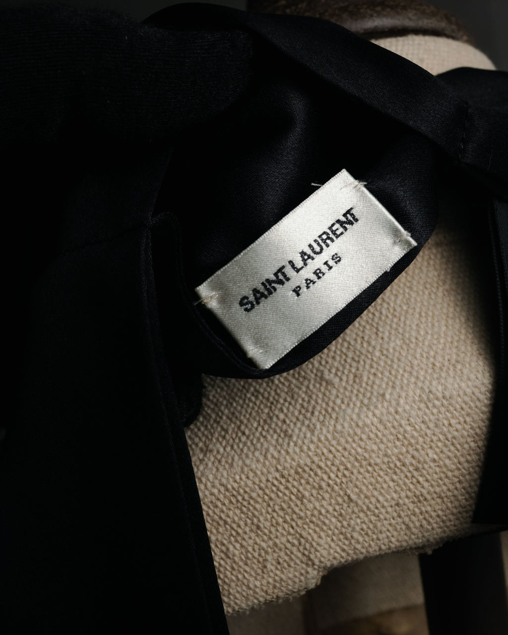 –SPECIAL– “SAINT LAURENT PARIS”
2013-2016 Studded silk ribbon tie