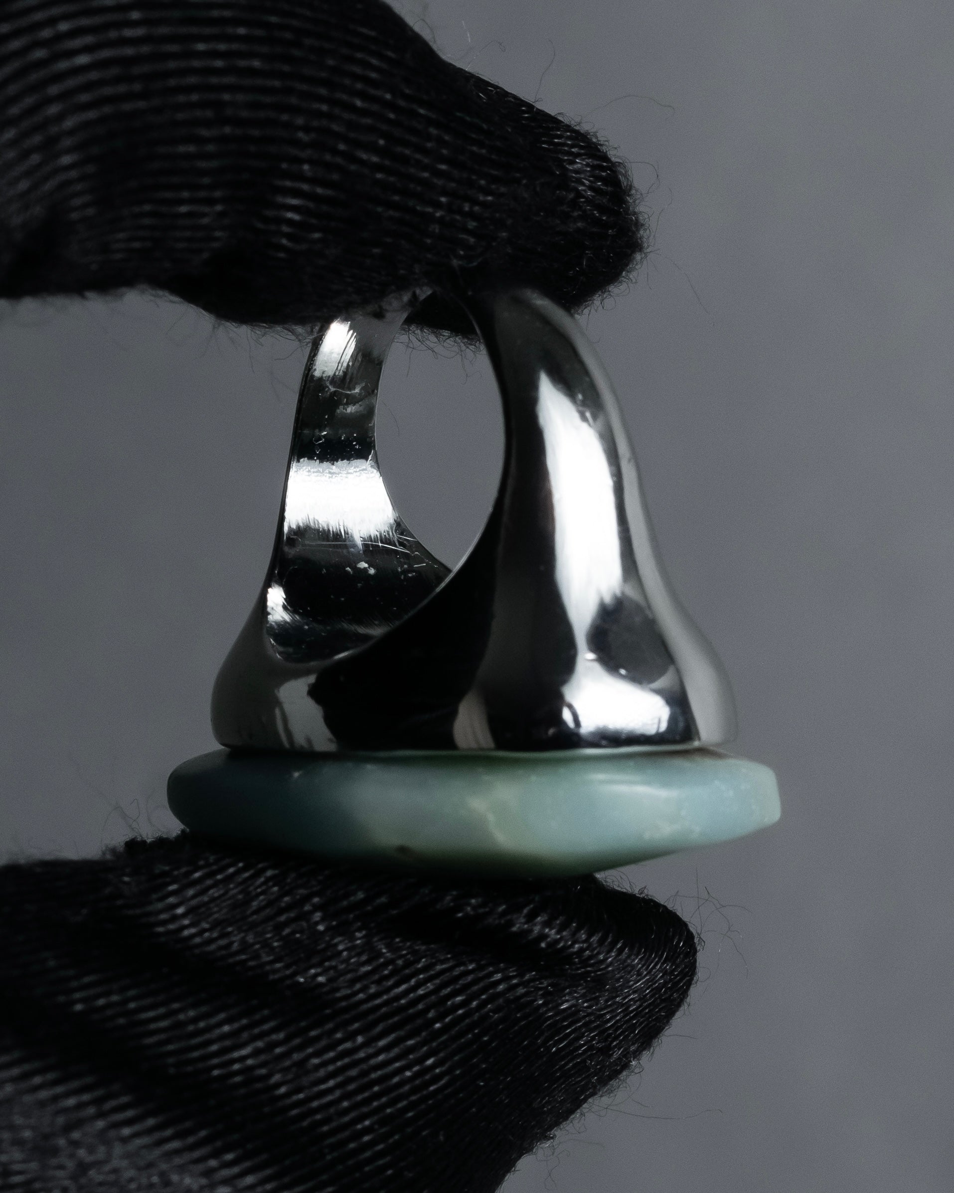 -MOOD Christmas Collection-
 "Dior" John Galliano design logo engraved cocktail ring