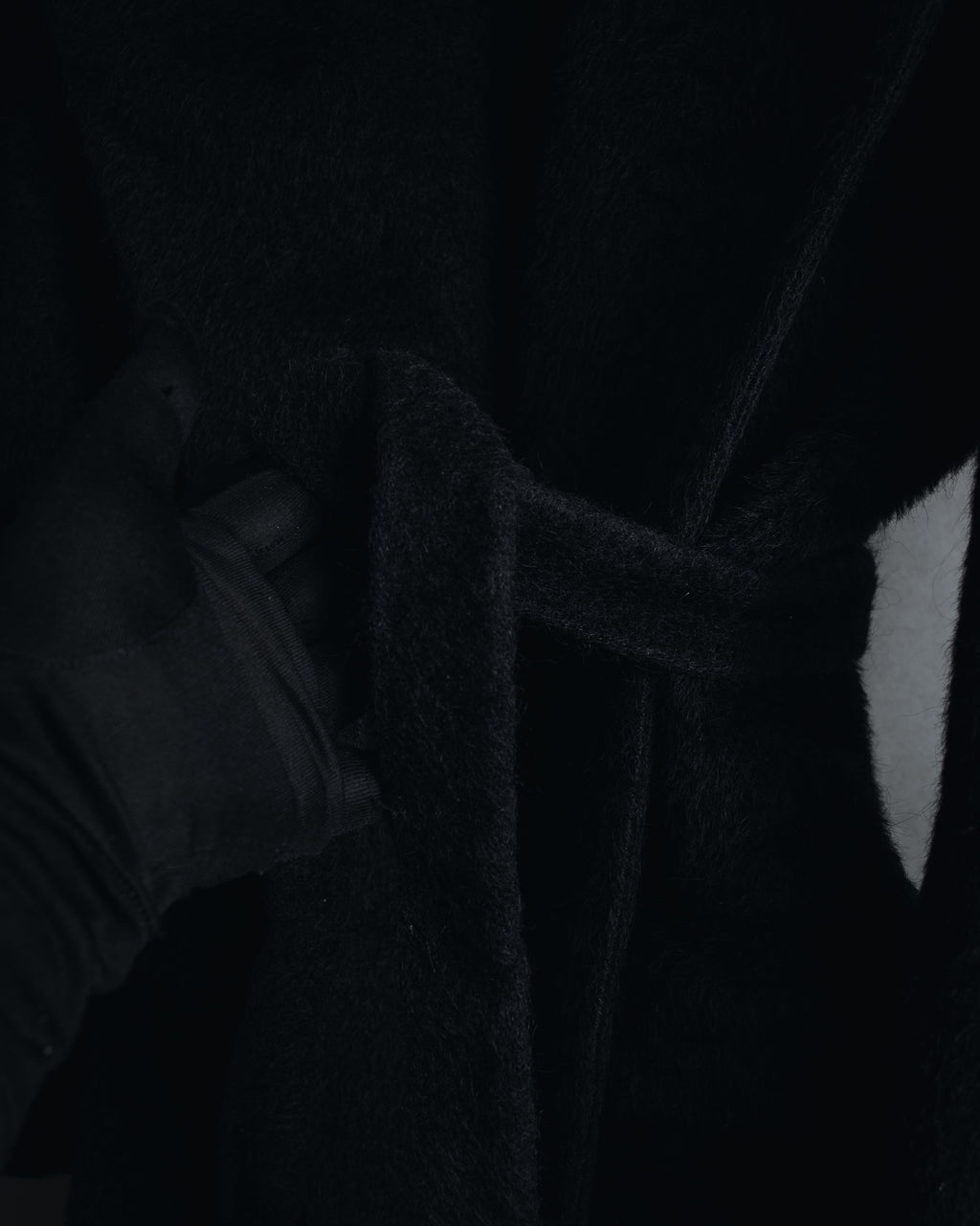 Max Mara 00年代-10年代系带羊驼毛绒毛连帽大衣