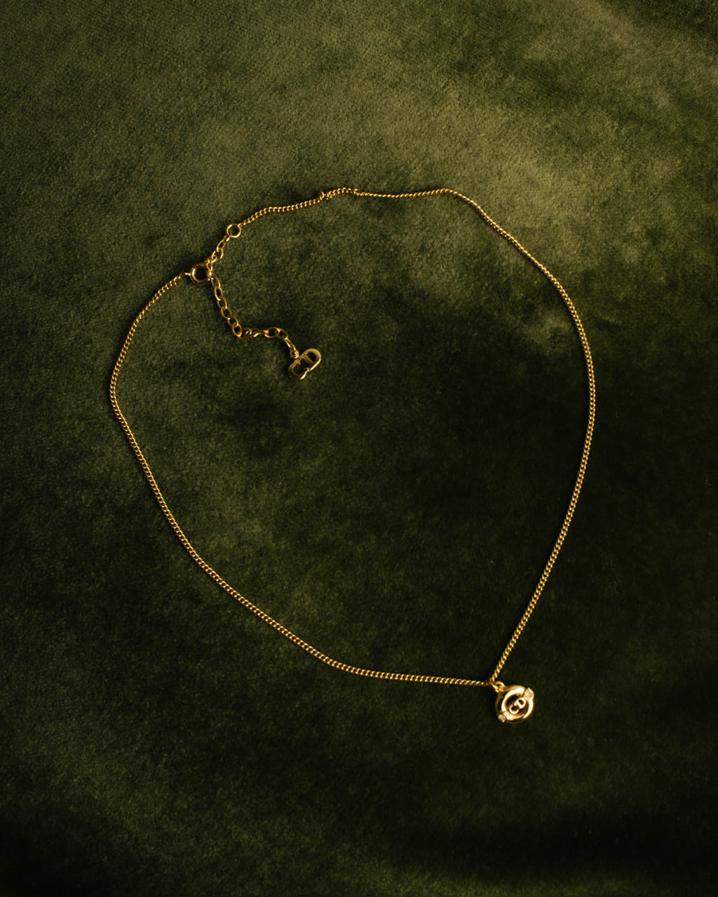 "Christian Dior" 80's-00's Gold tone cd pendant necklace